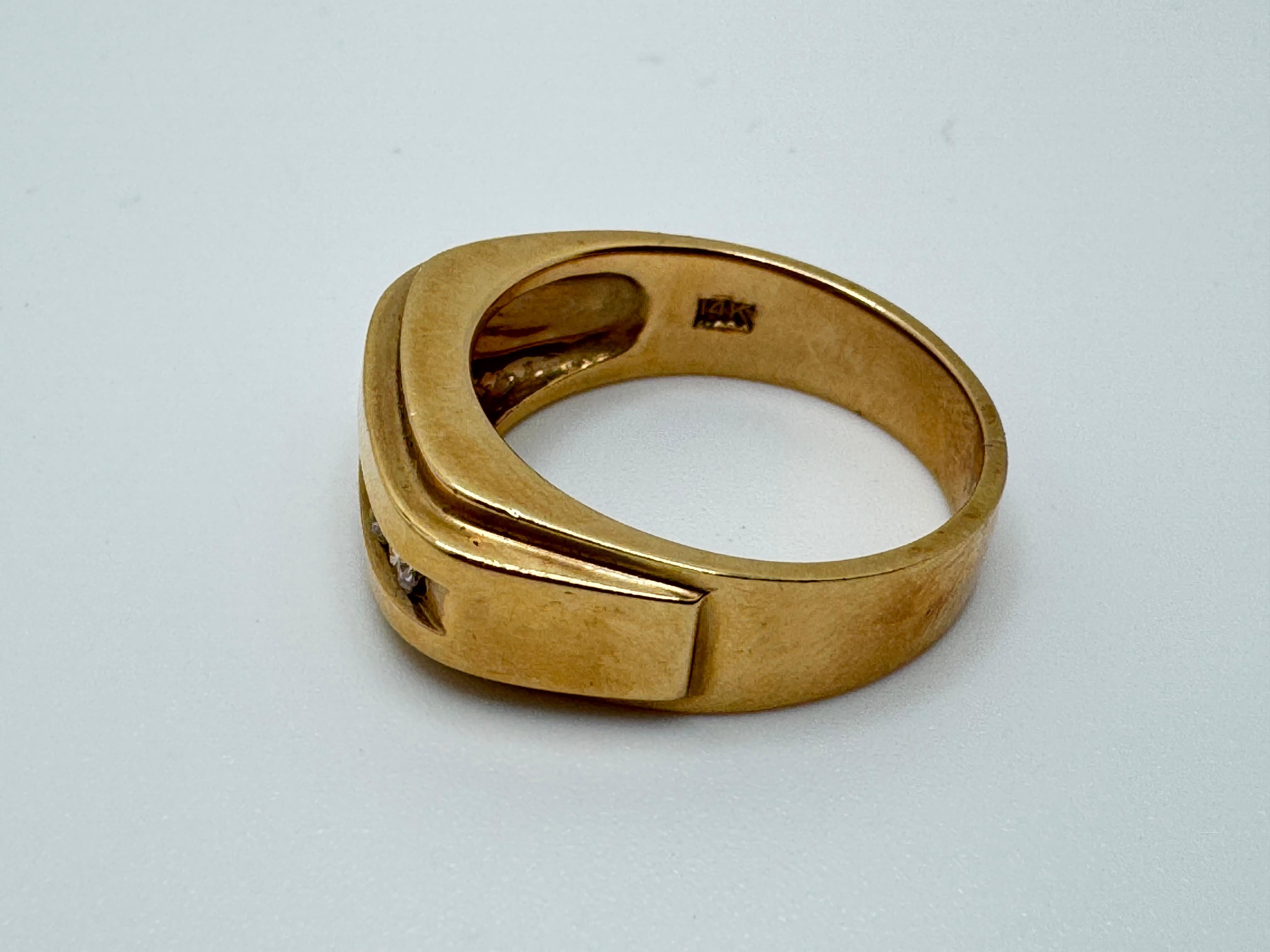 Uomo Fascia da uomo con diamante incastonato a canale in oro 14K in vendita