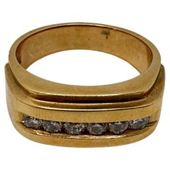 Fascia da uomo con diamante incastonato a canale in oro 14K