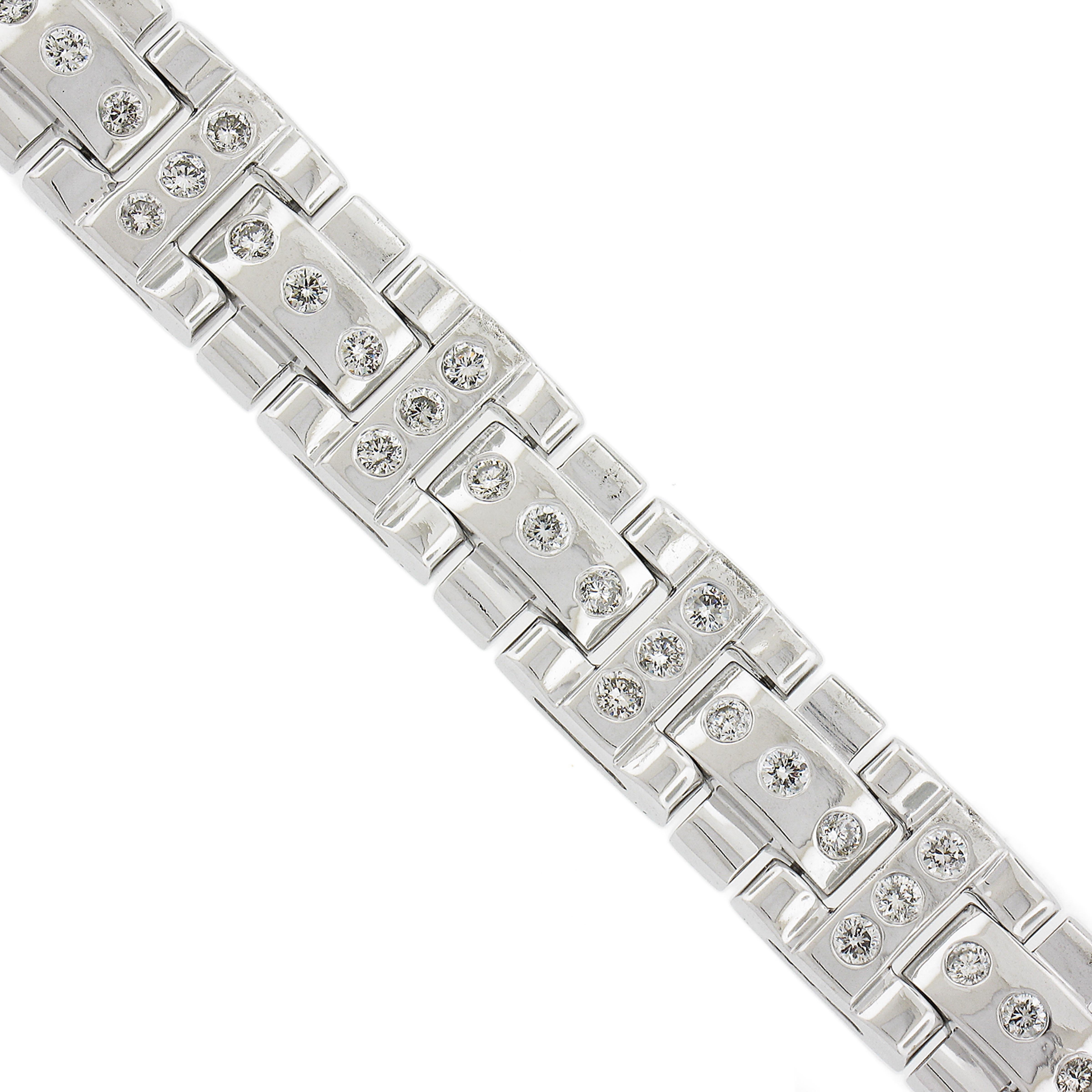Men's 14k White Gold 2.40ctw Round Brilliant Diamond 11.1mm Wide Link Bracelet For Sale 2