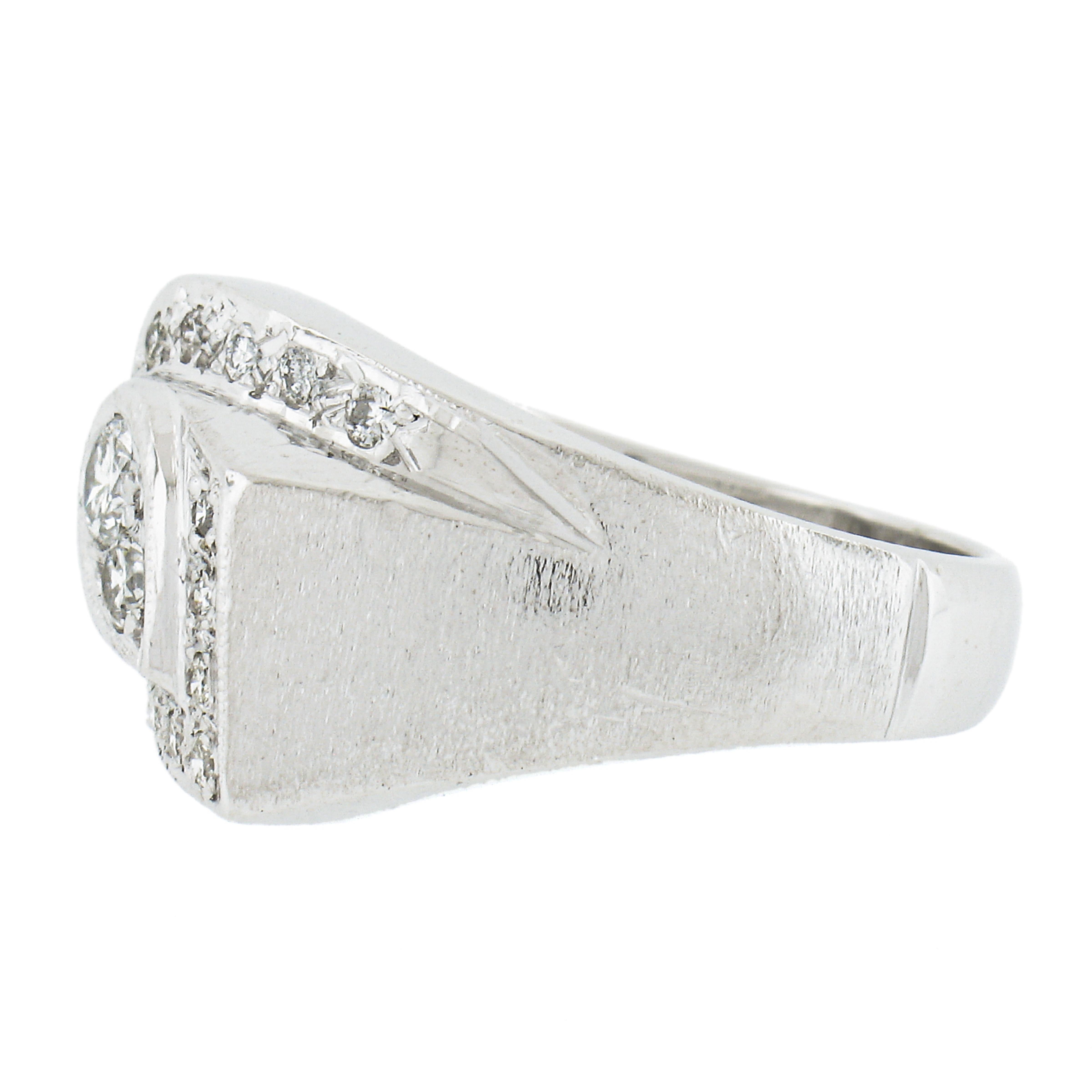 Round Cut Men's 14k White Gold .33ctw Diamond Satin & Polished Chevron Pinky Band Ring For Sale