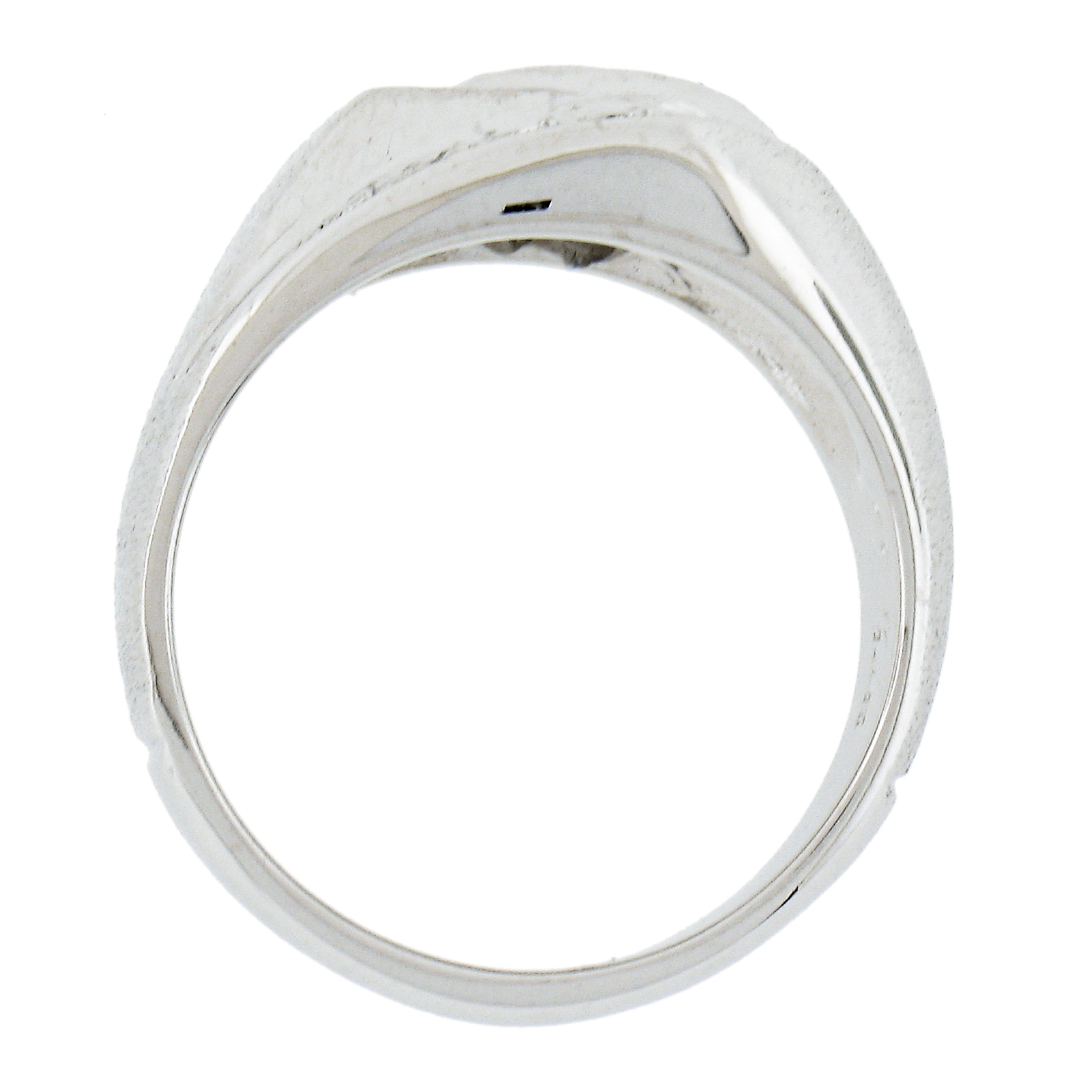 Men's 14k White Gold .33ctw Diamond Satin & Polished Chevron Pinky Band Ring For Sale 1