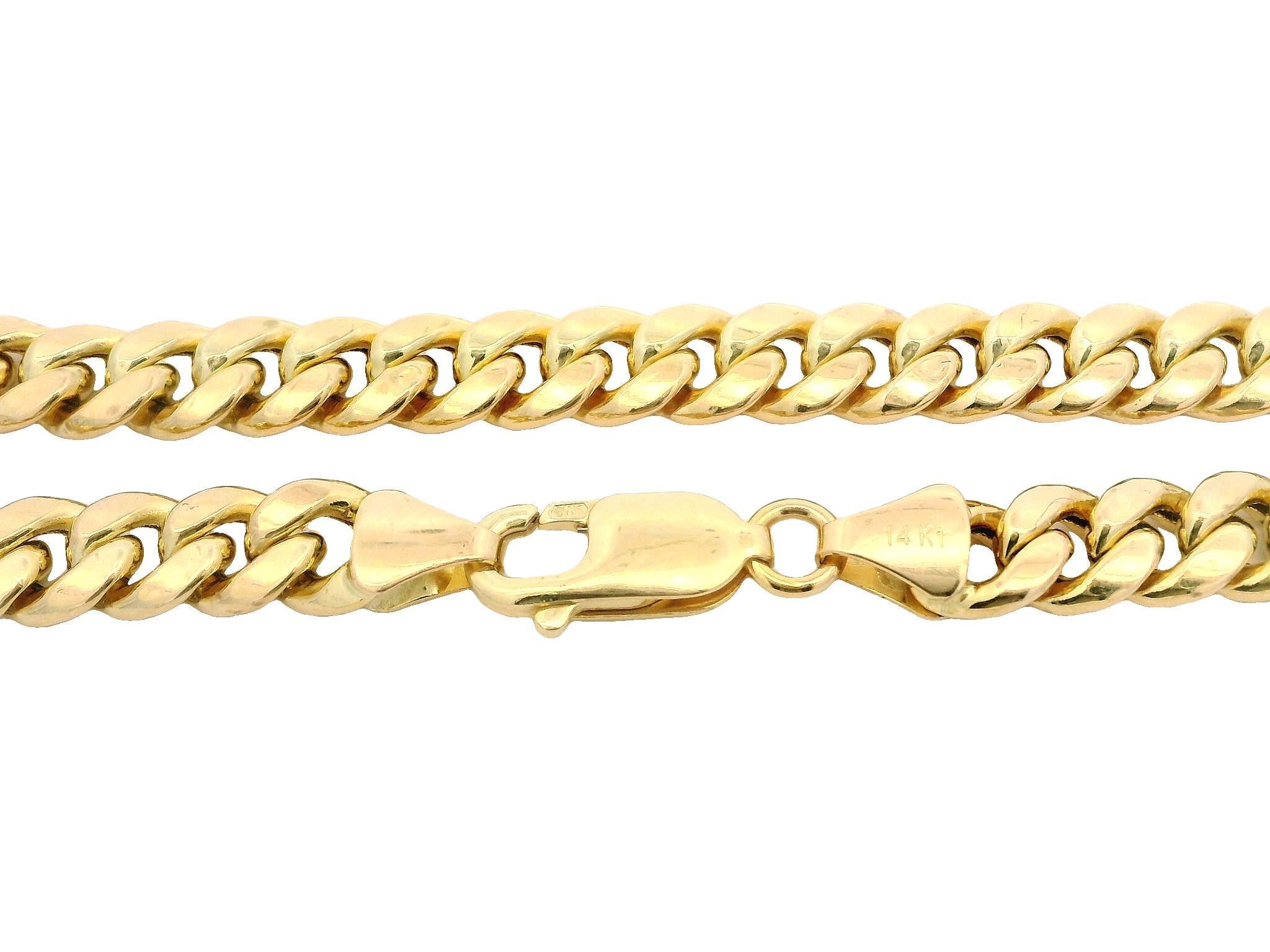 Material: Oro amarillo macizo de 14 quilates - Diseño hueco
Peso: 9,2 gramos
Longitud: 8,75