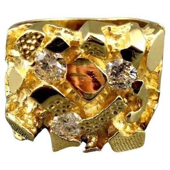  Men's Gold Nugget & Diamond Ring

Description / Condition: New Custom Made

Year of Production: N/A

Gender: Men's

Purity: 14k Yellow Gold 

3 Diamonds Brilliant cut

Total weight :14.3 Grams

Approx. 1.00 CT

Size: 9.5 US
