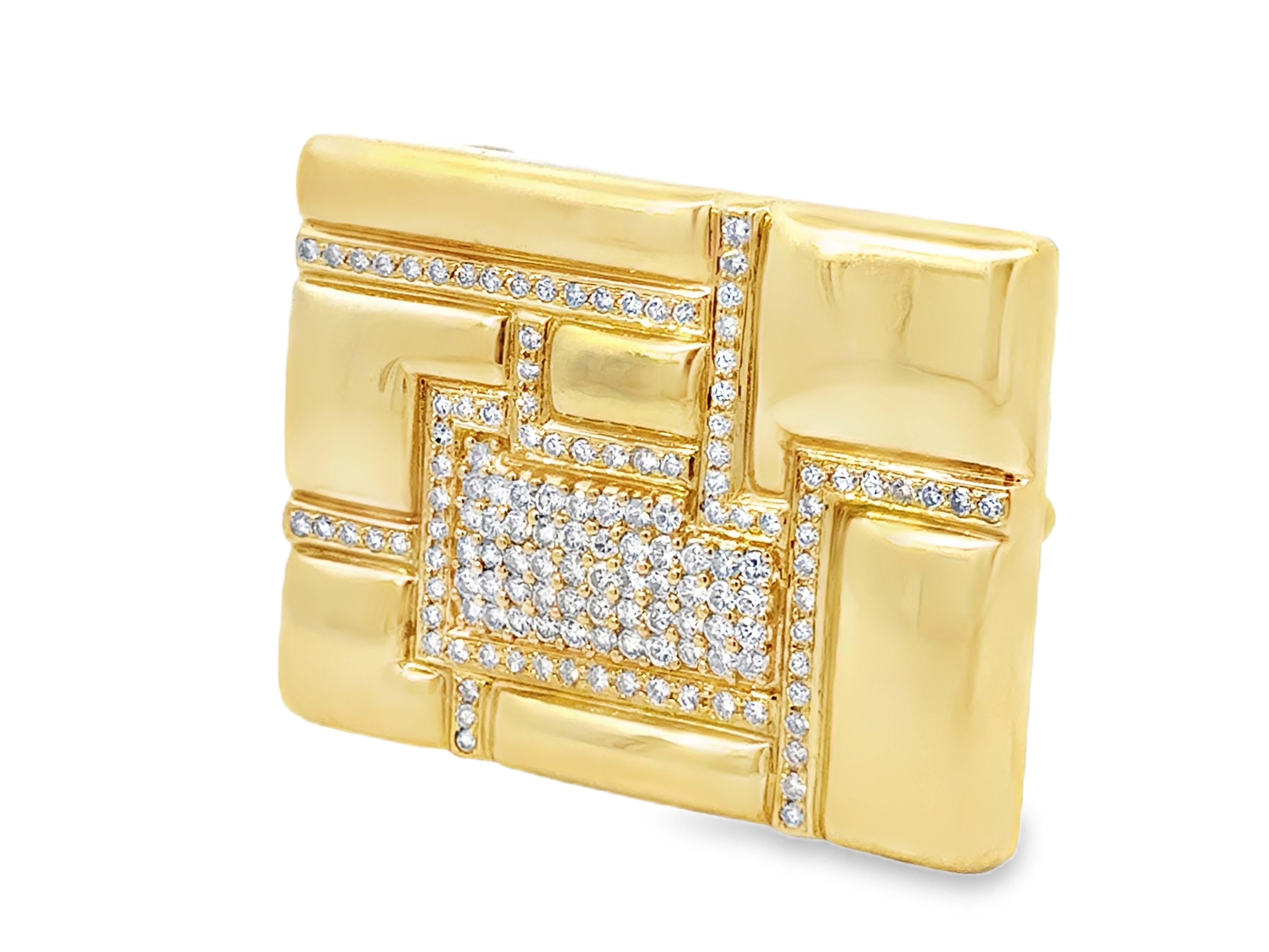 Brilliant Cut Mens 18k Solid Yellow Gold and 2.5 Carat Diamond Belt Buckle For Sale