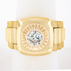 Men's 18K Yellow Gold 0.94ctw Round Diamond Dual Finish Ribbed Wide Band Ring