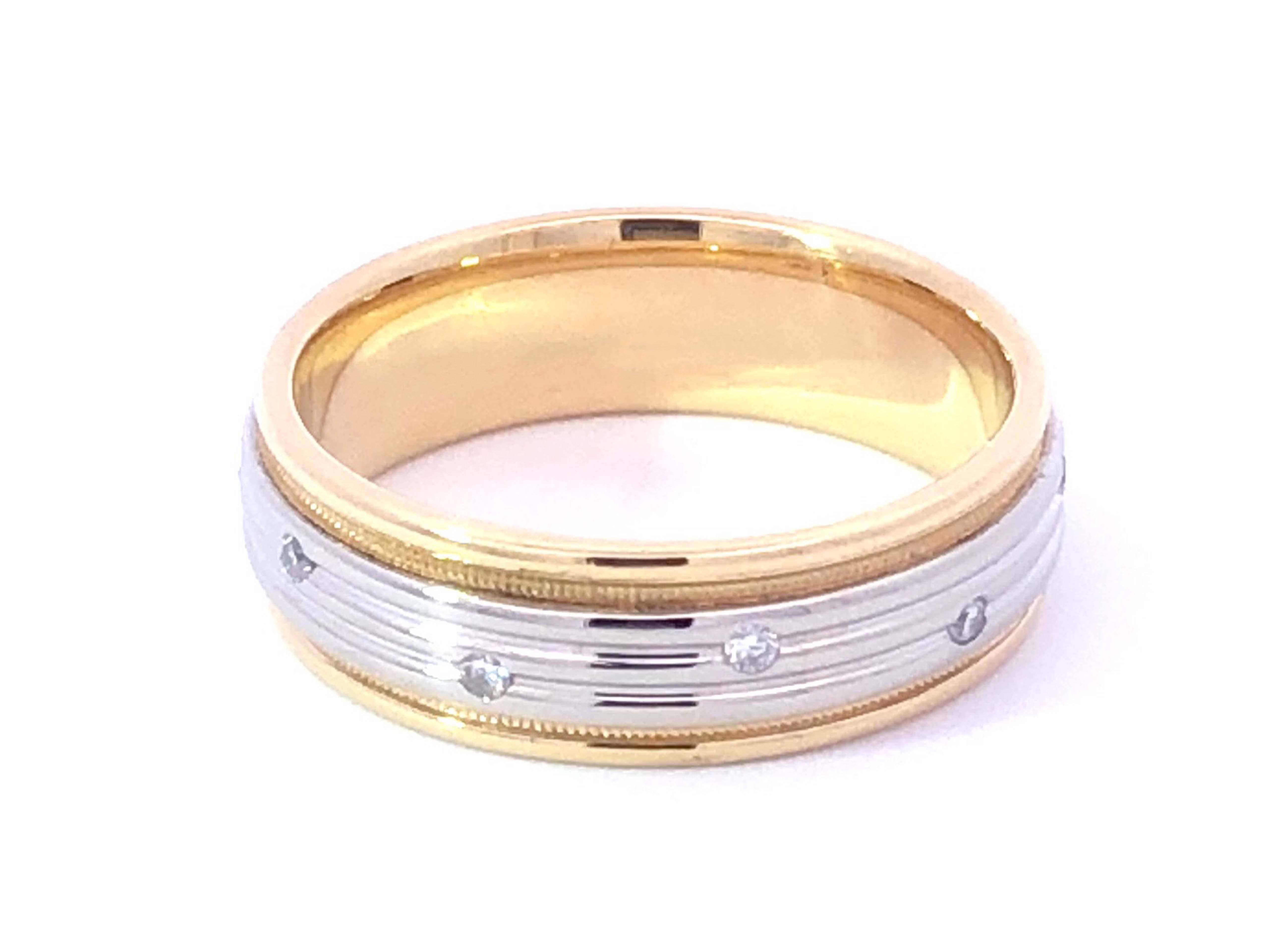 Mens 18k Yellow Gold and Platinum 2-Toned Diamond Wedding Band In Excellent Condition In Honolulu, HI