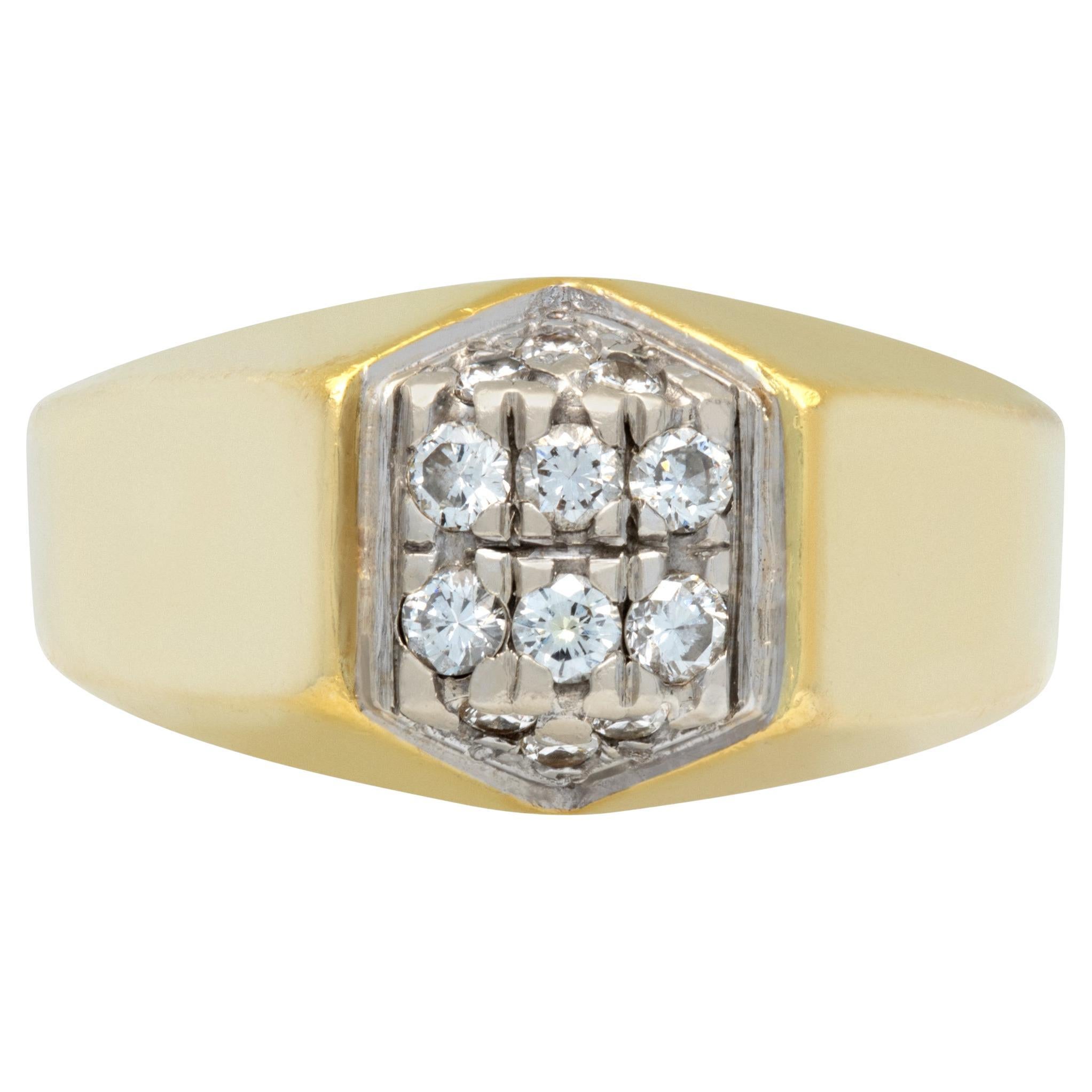 Mens 18k yellow gold diamond ring with approximately 0.18 carat in diamonds For Sale