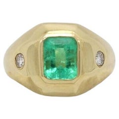 Men's 18k Yellow Gold Emerald & Diamond Ring, Size 10 - 9.7g