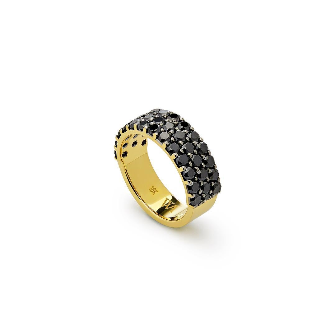 Embrace bold sophistication with this Men's 18-karat Yellow Gold Ring featuring Black Rhodium Prongs and adorned with 40 striking Black Diamonds.

With a size of 11, it offers a comfortable fit for daily wear. The 40 black diamonds totaling 4.70