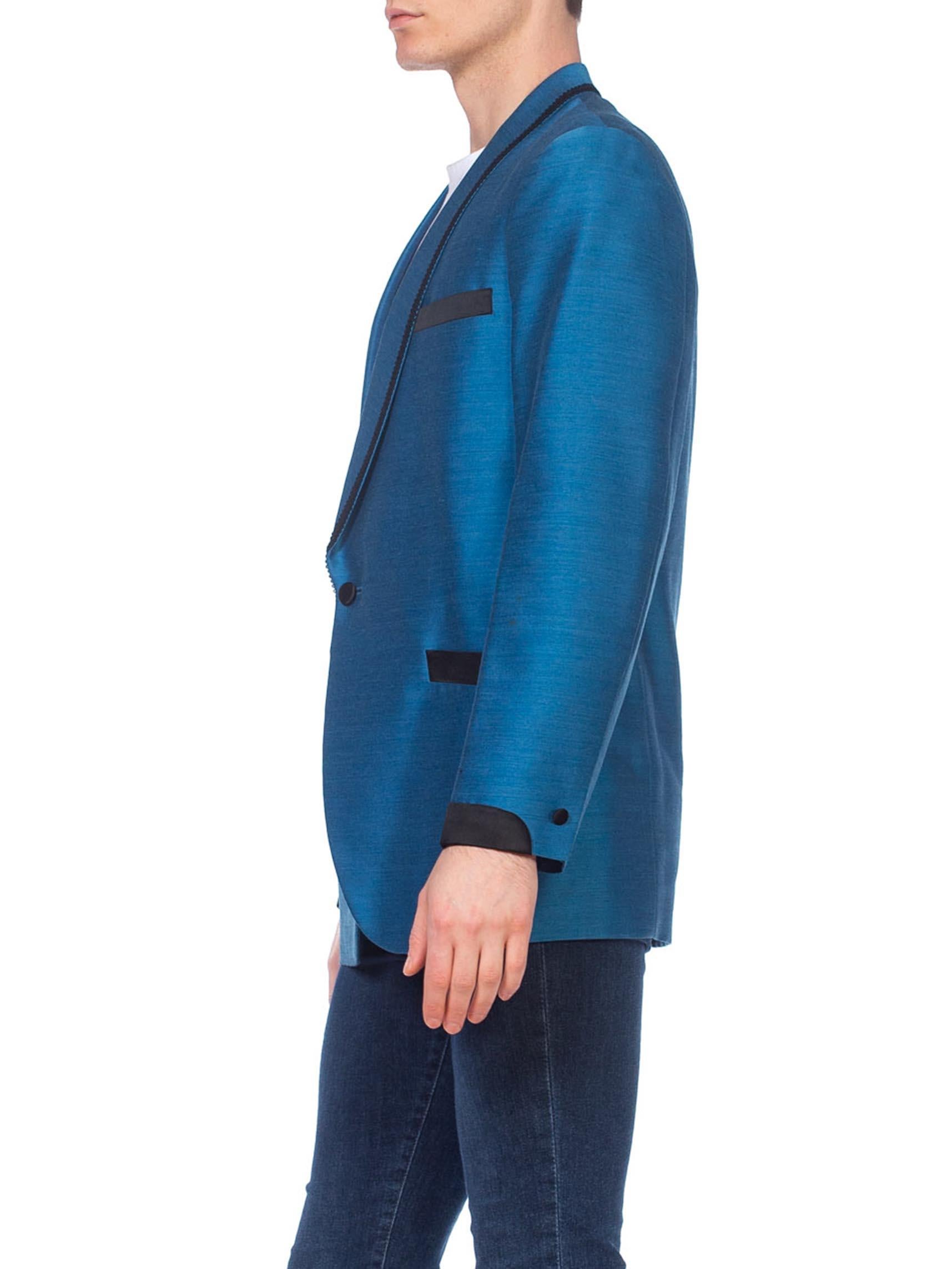 Mens 1950's 1960's Rat Pack YSL Style Shark Skin Blue Tuxedo Jacket In Excellent Condition In New York, NY