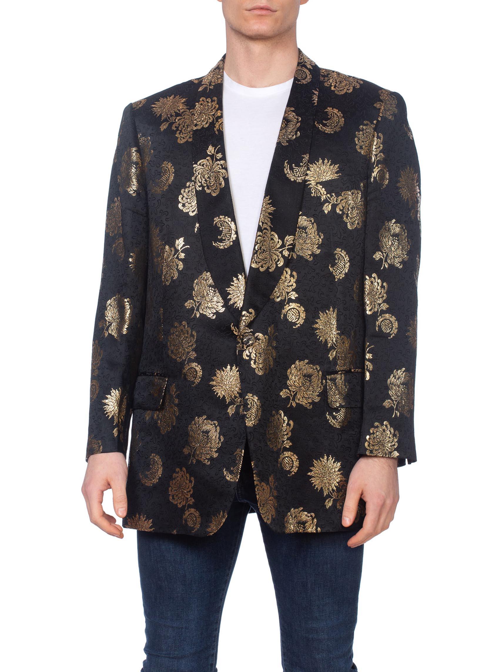 Comfortably fits a size 44R 1960'S Black & Gold Silk Jaquard Floral Men's Bespoke Dinner Tuxedo Jacket XL
