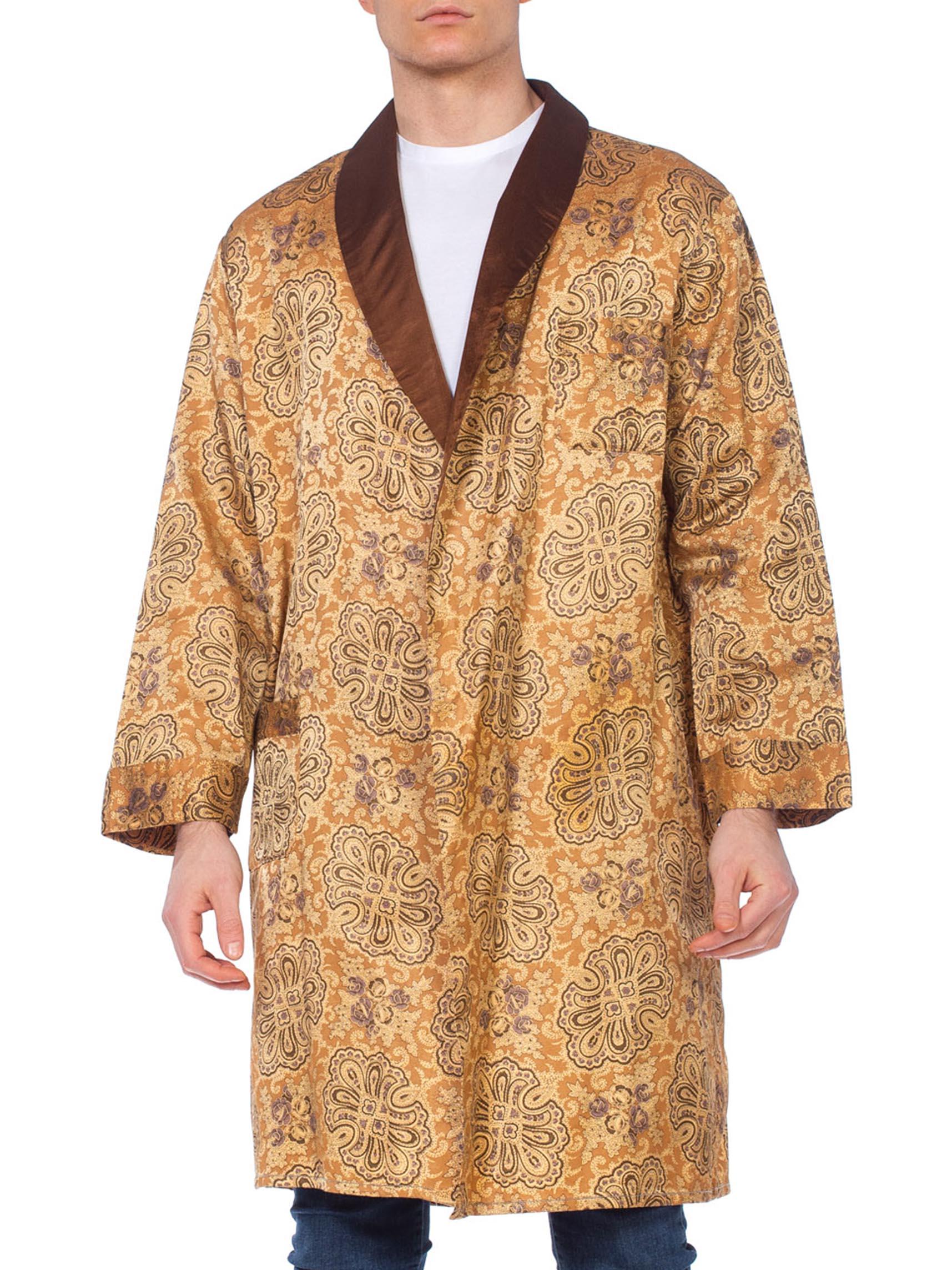 Mens 1960's Satin Flanel Gold Paisley Robe 
There is a matching belt that is not shot with the Robe