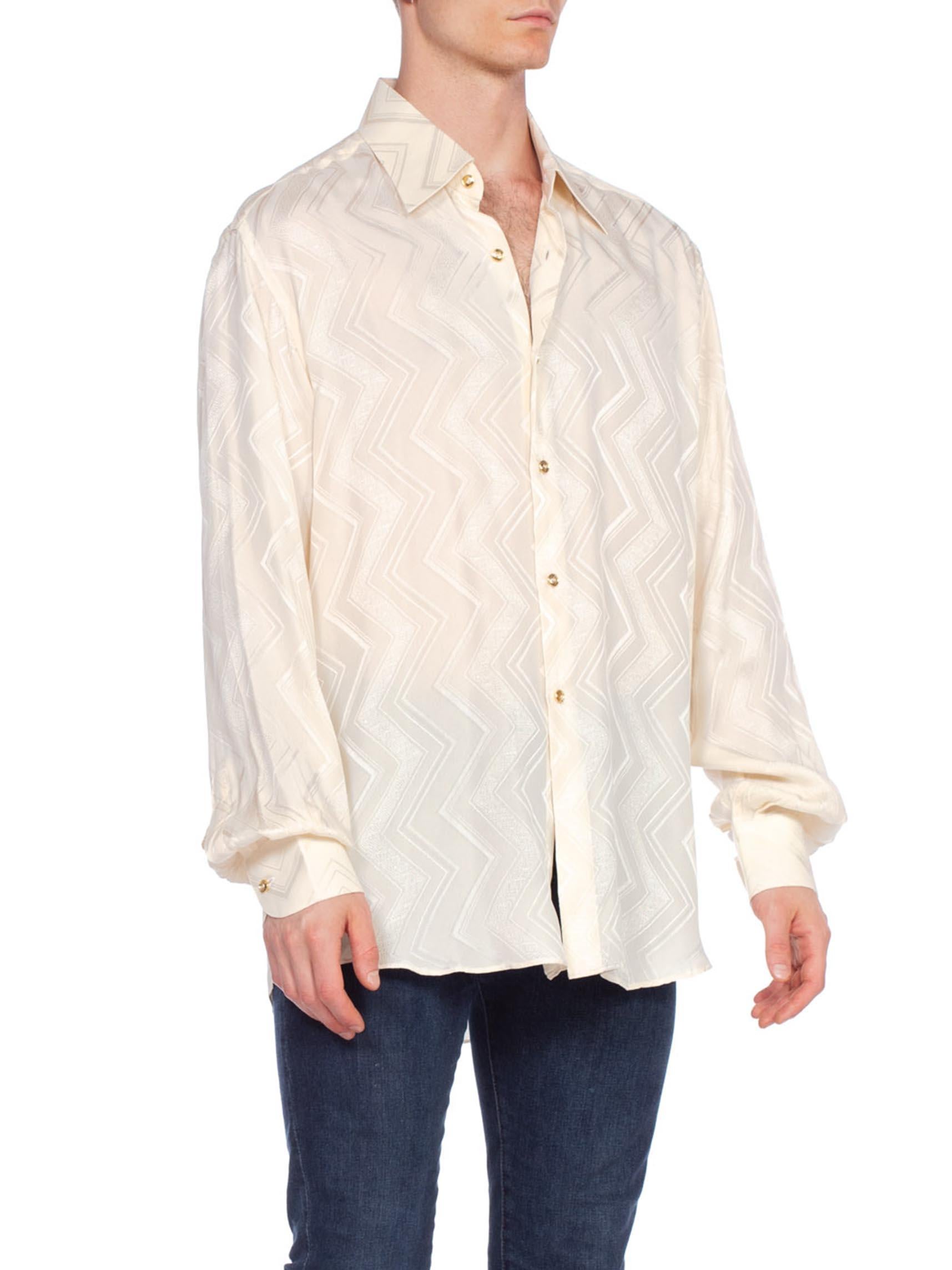 1970'S Cream Silk Jacquard Men's Disco Shirt From Beverly Hills, Made In Italy In Excellent Condition In New York, NY