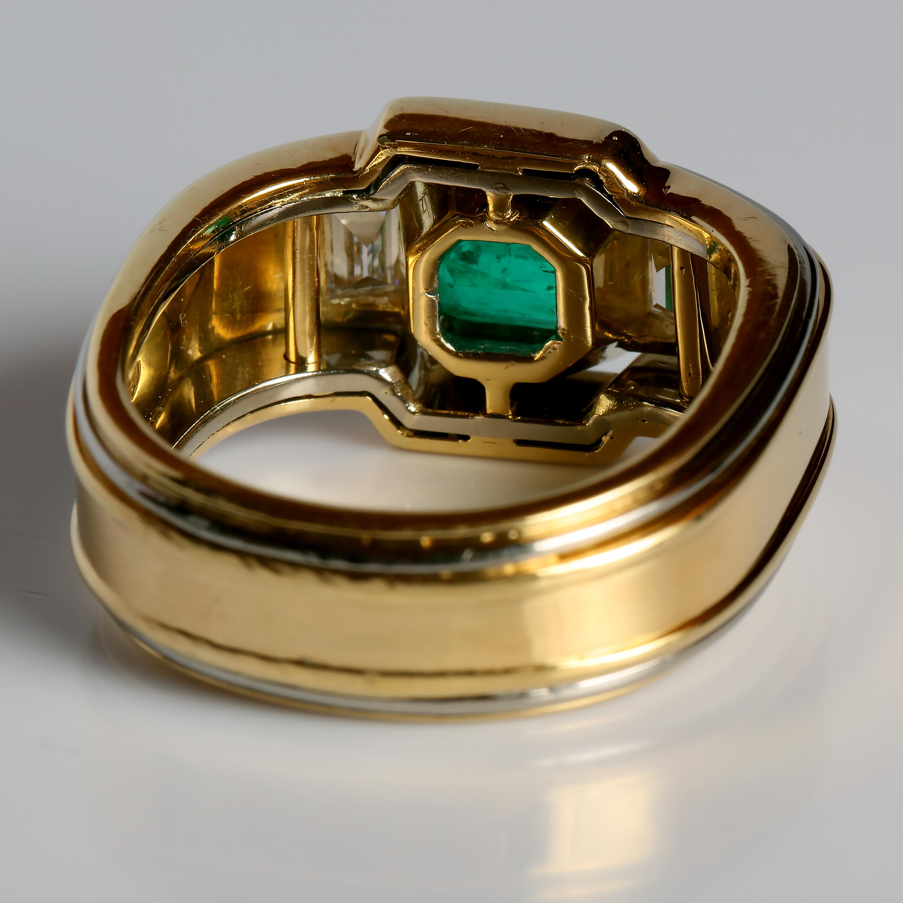 Art Deco Men's 2.5 Carat Certified Colombian Emerald Ring in Gold With Diamonds