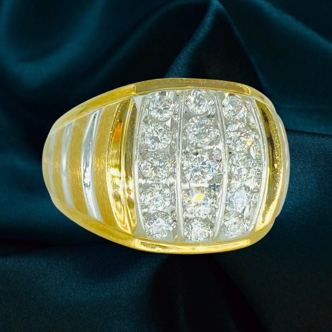 Men’s 3.00 Carat Round Diamonds Two-Tone Tiger Stripe Design Ring In Excellent Condition For Sale In Miami, FL