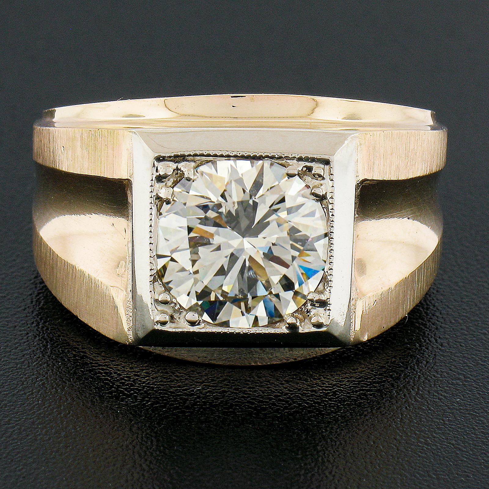 Men's 3.15ct GIA Round Brilliant Cut Diamond Solitaire Dual Finish 14k Gold Ring In Excellent Condition For Sale In Montclair, NJ