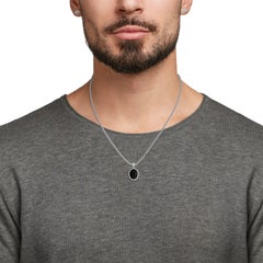 Ciondolo da uomo a forma di medaglione con onice nero ovale da 6,37 carati, in argento sterling con catena