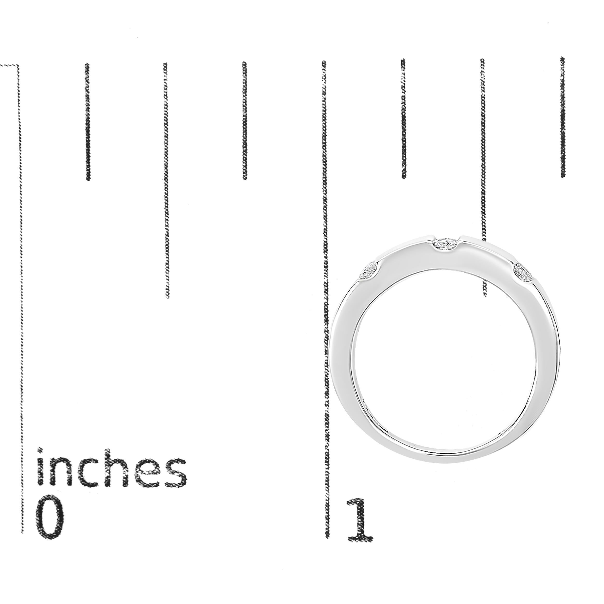 Uomo Anello da uomo in argento Sterling 925 con diamante da 1/2 Cttw e tripla pietra A. Stone in vendita