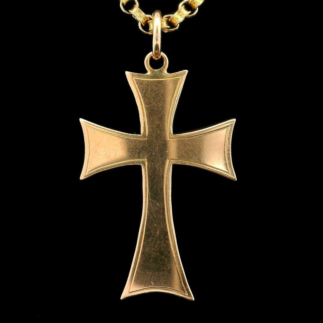 Men's 9k Rosy Yellow Gold Cross Pendant Victorian Antique Link Chain Necklace In Excellent Condition For Sale In Montclair, NJ