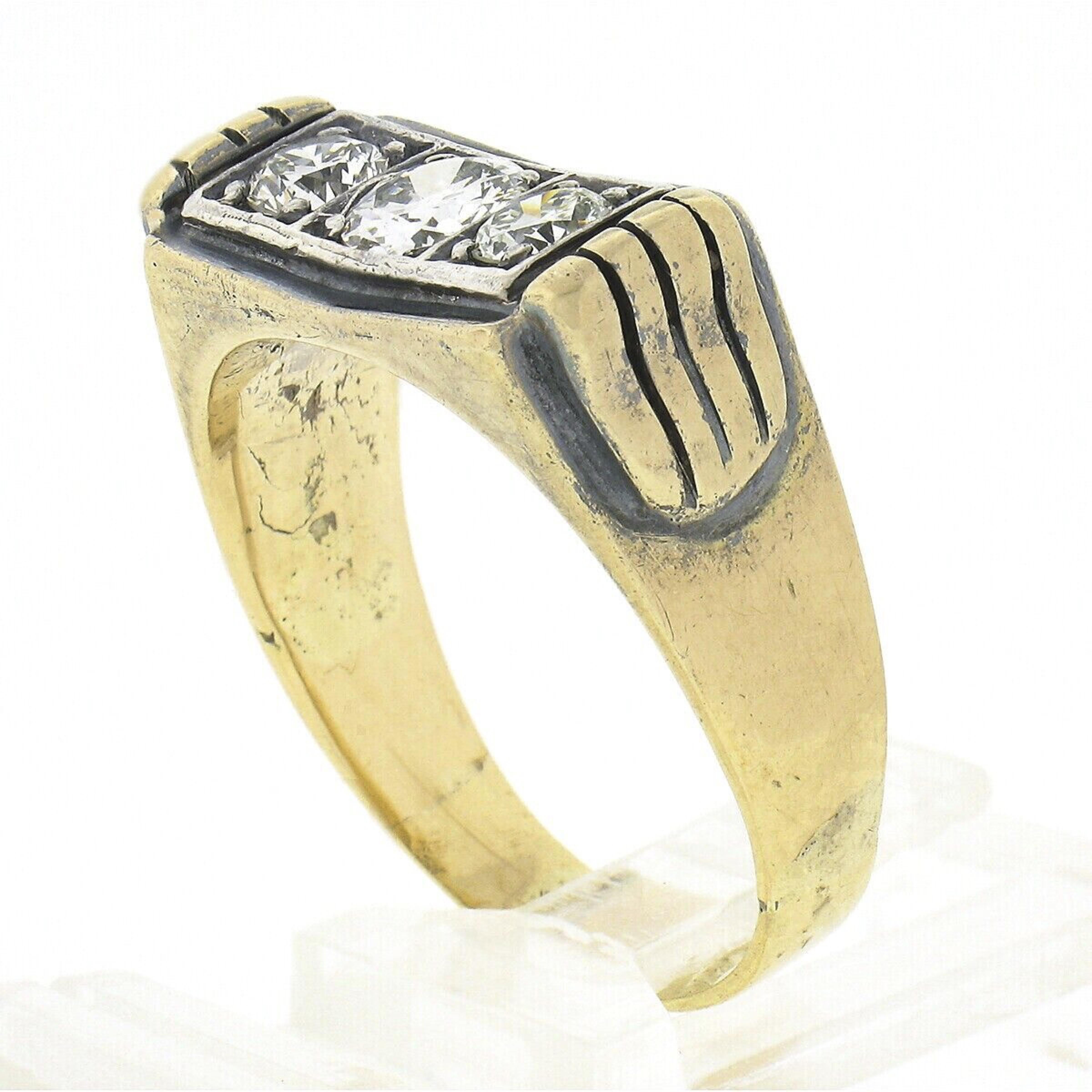 Women's or Men's Men's Antique 14K Yellow Gold 1.20ctw European Diamond 3 Stone Ribbed Band Ring