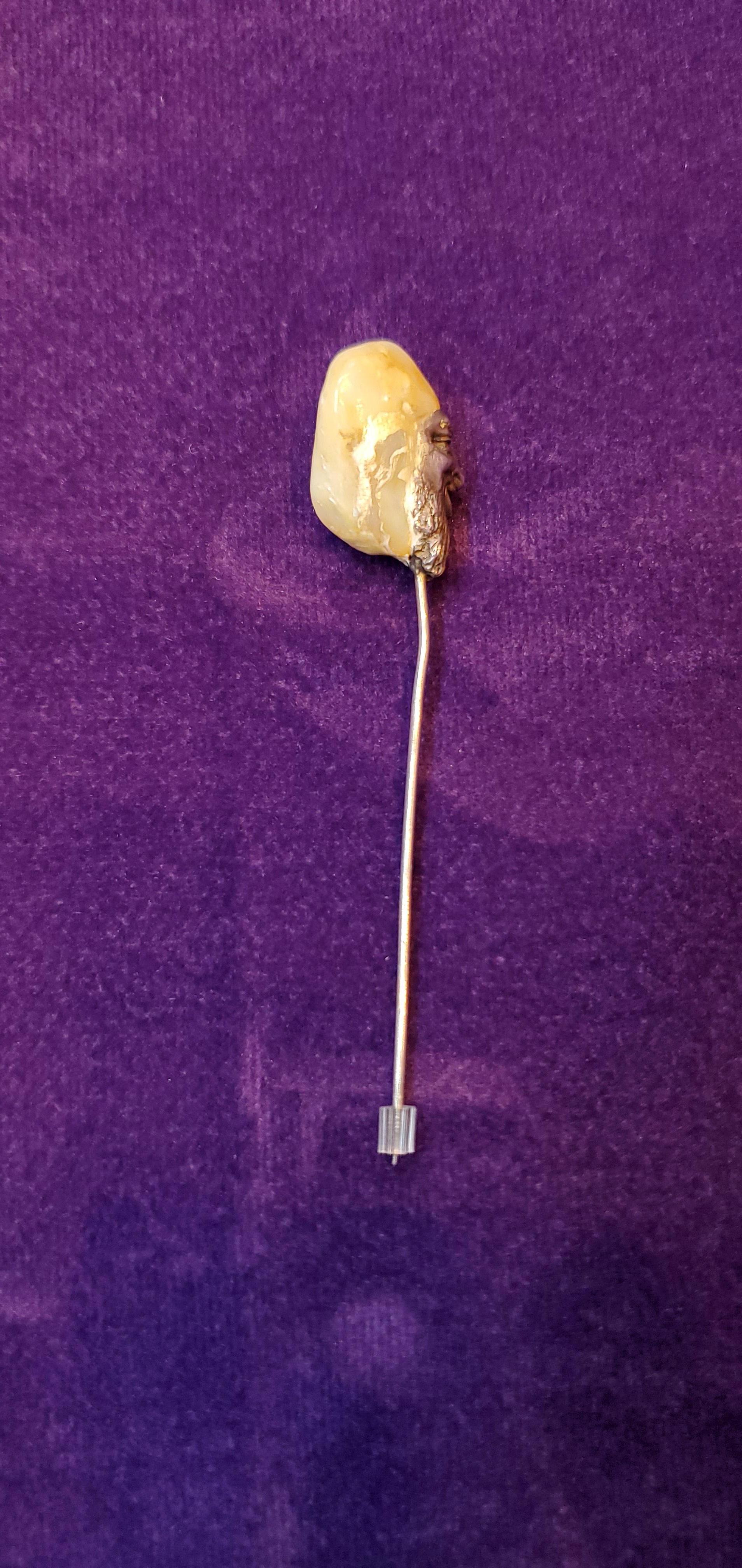 Men's Antique Natural Pearl Stickpin In Excellent Condition For Sale In New York, NY