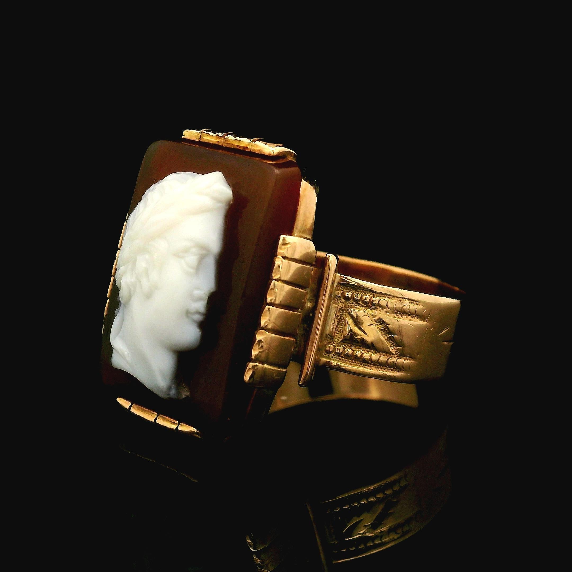 Men's Antique Victorian 14k Rosy Yellow Gold Hardstone Male Carved Cameo Ring 4