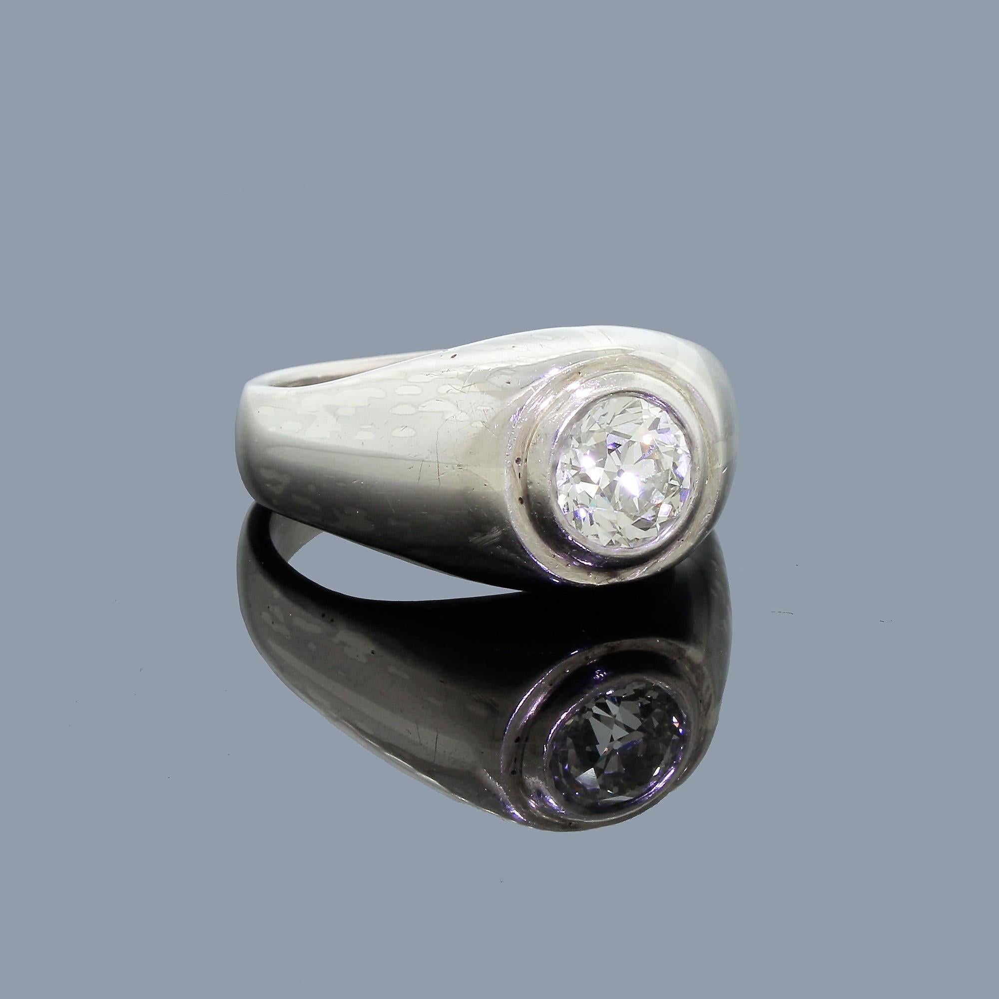 Men's Art Deco 14 Karat Gold 1 Carat Plus Old European Cut Diamond Gypsy Ring 3