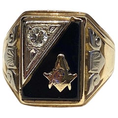 Vintage Mens Art Deco Masonic Gold, Diamond and Onyx Ring