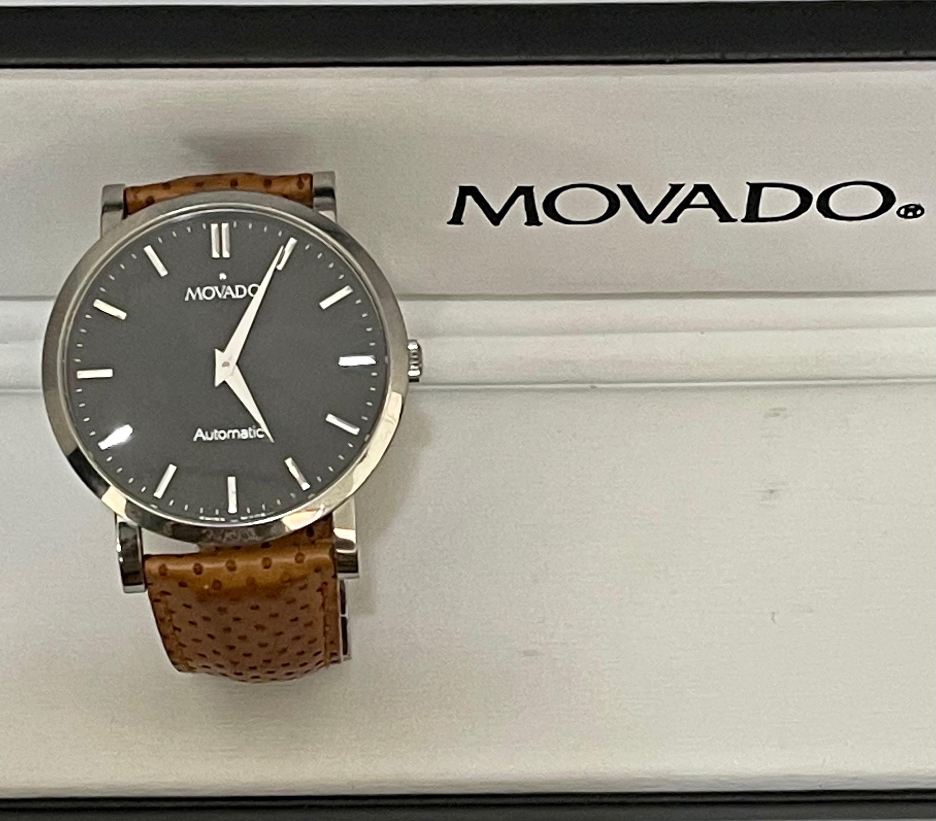 Men's Authentic 6570281 Movado Black Dial Swiss Automatic Watch Bold Dial In Excellent Condition In New York, NY