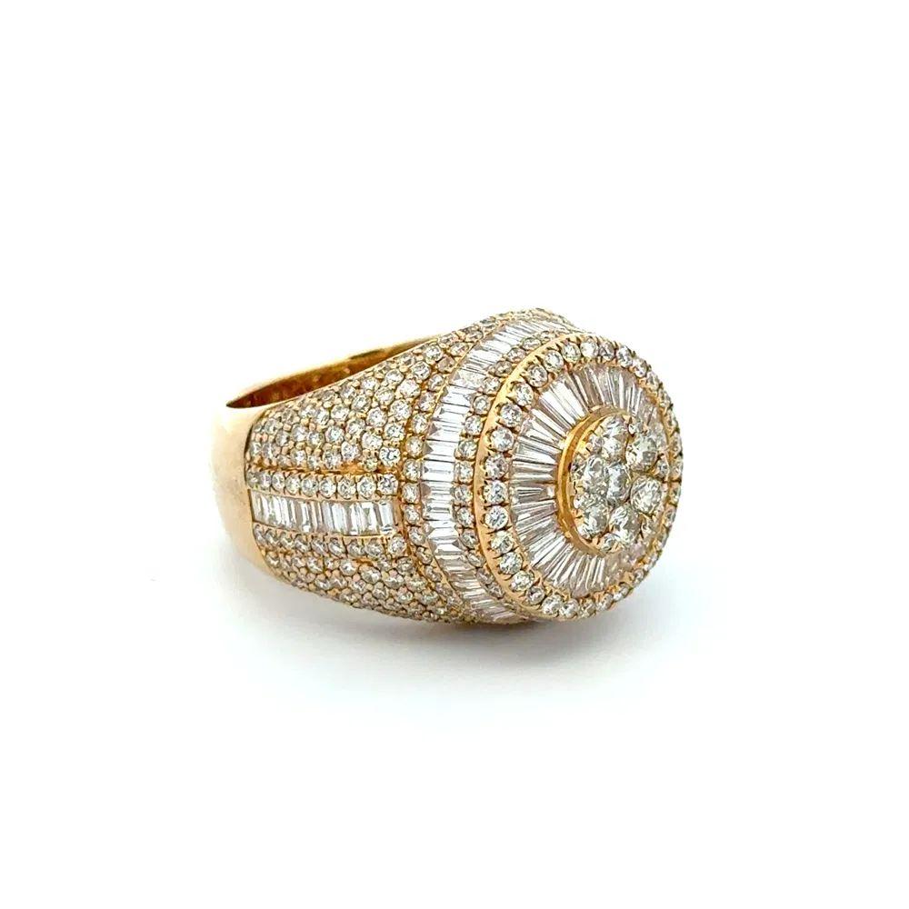Handsome High Quality Gent’s Diamond Gold Ring. Securely Pave Hand set with 6.00tcw Baguette & Round Brilliant Cut Pave Diamonds. Hand crafted 14K Yellow Gold mounting. Ring size 10, we offer ring resizing. In excellent condition, recently