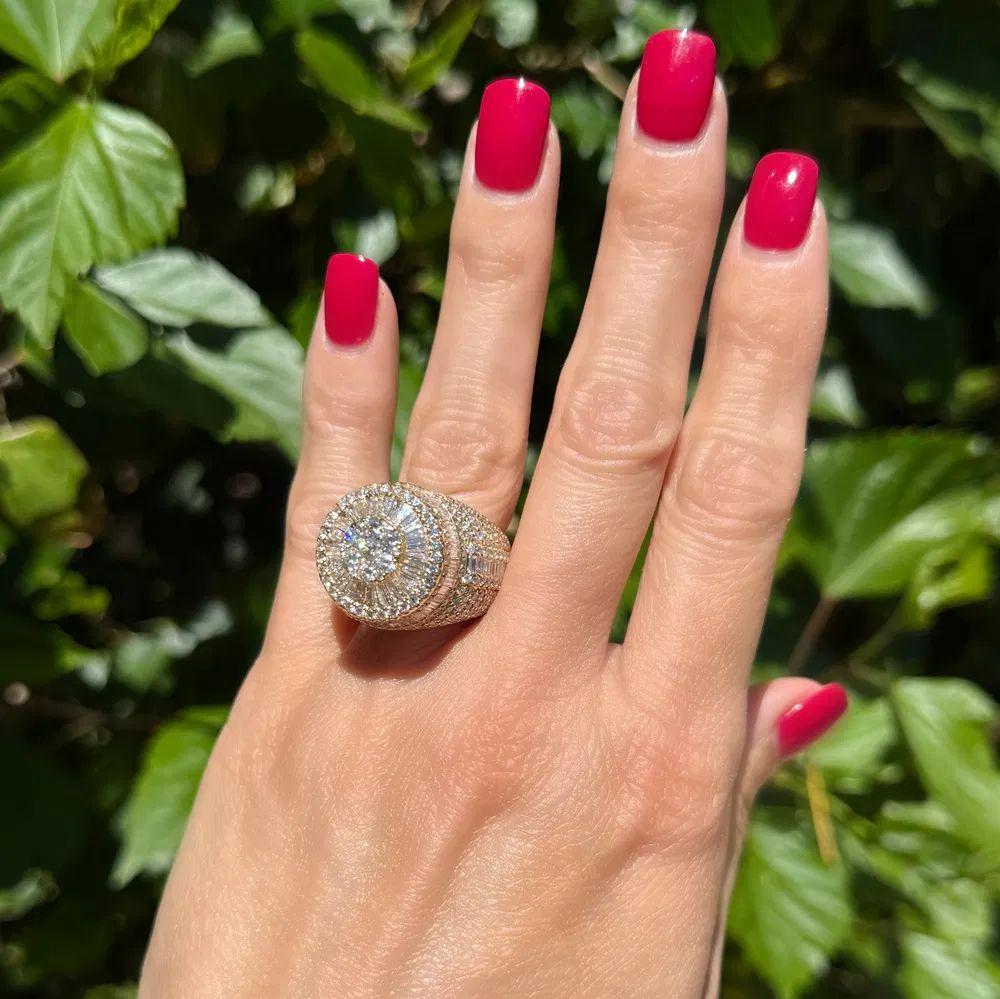Women's or Men's Men’s Baguette and Round Brilliant Cut Diamond Gold Vintage Dome Ring For Sale