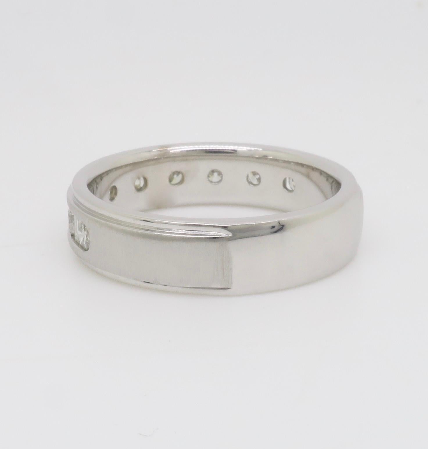 Men's Baguette & Round Diamond Band For Sale 7