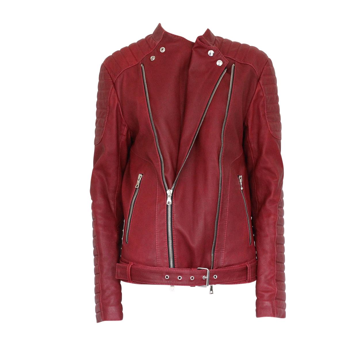 Amazing Balmain men's jacket
Supersoft leather
Red color
Zip closure, can be worn in 3 different ways
2 Pockets
With belt
Length shoulder/hem cm 52 (24.4 inches)
Shoulder length cm 47 (18.5 inches)
Original price € 4000
Worldwide express shipping
