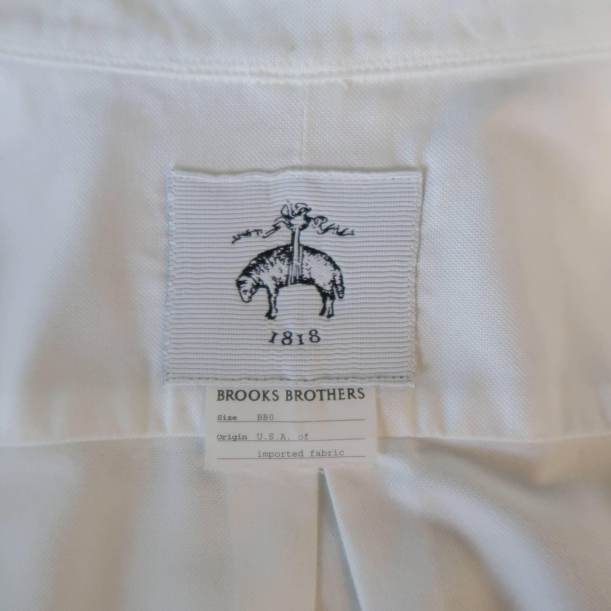 Men's  BLACK FLEECE Size XS White Pleated Cotton Button Down Short Sleeve Shirt 4
