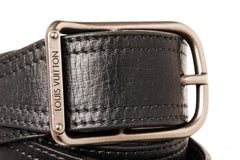 Men's black leather Louis Vuitton Belt with palladium plated logo-engraved