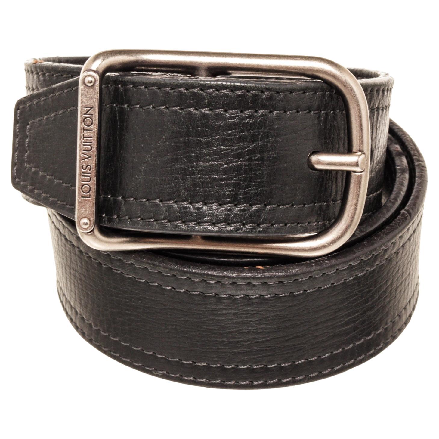 Men's black leather Louis Vuitton Belt with palladium plated logo-engraved 