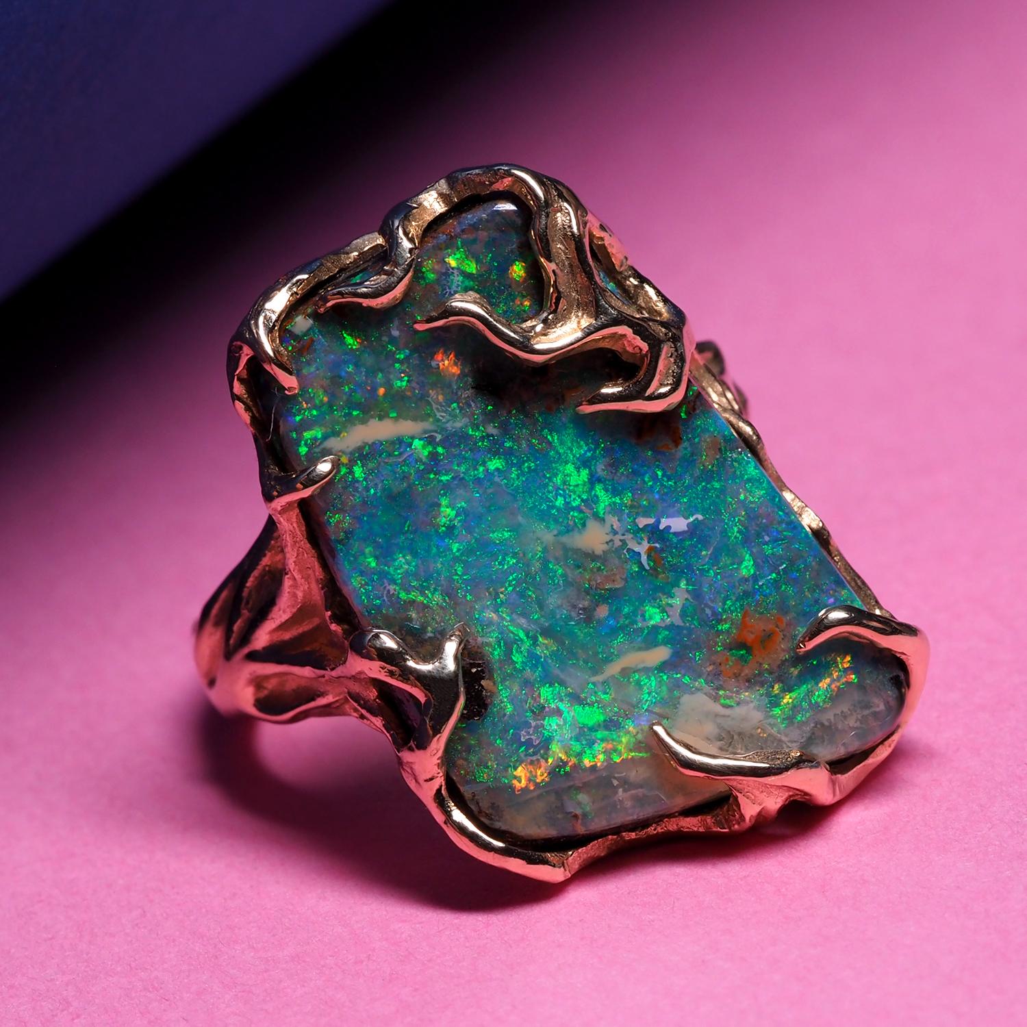 Boulder Opal Ring 14 Carats Gold Art Nouveau Christmas gift Unisex jewelry Mens In New Condition In Berlin, DE