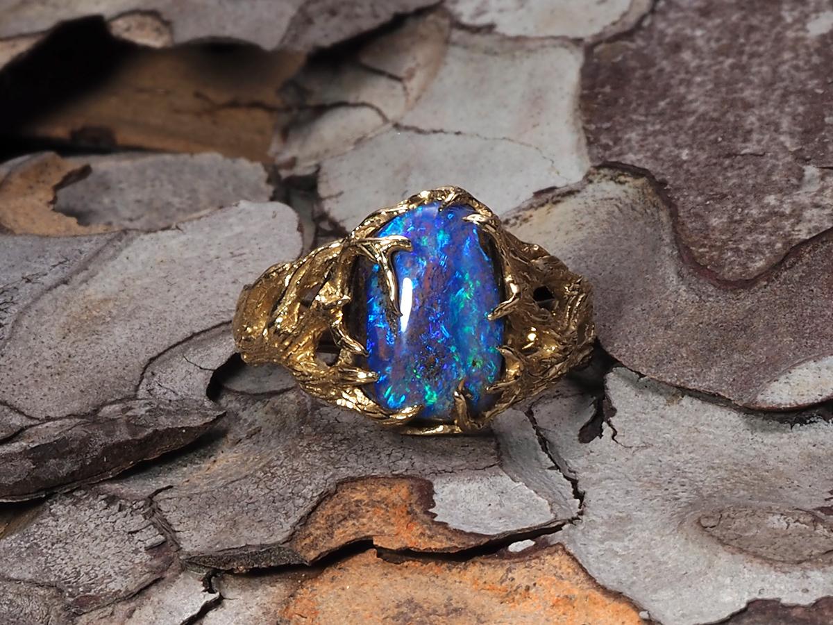 Women's or Men's Boulder Opal Gold Ring Engagement fantasy style Elf Australian opal For Sale