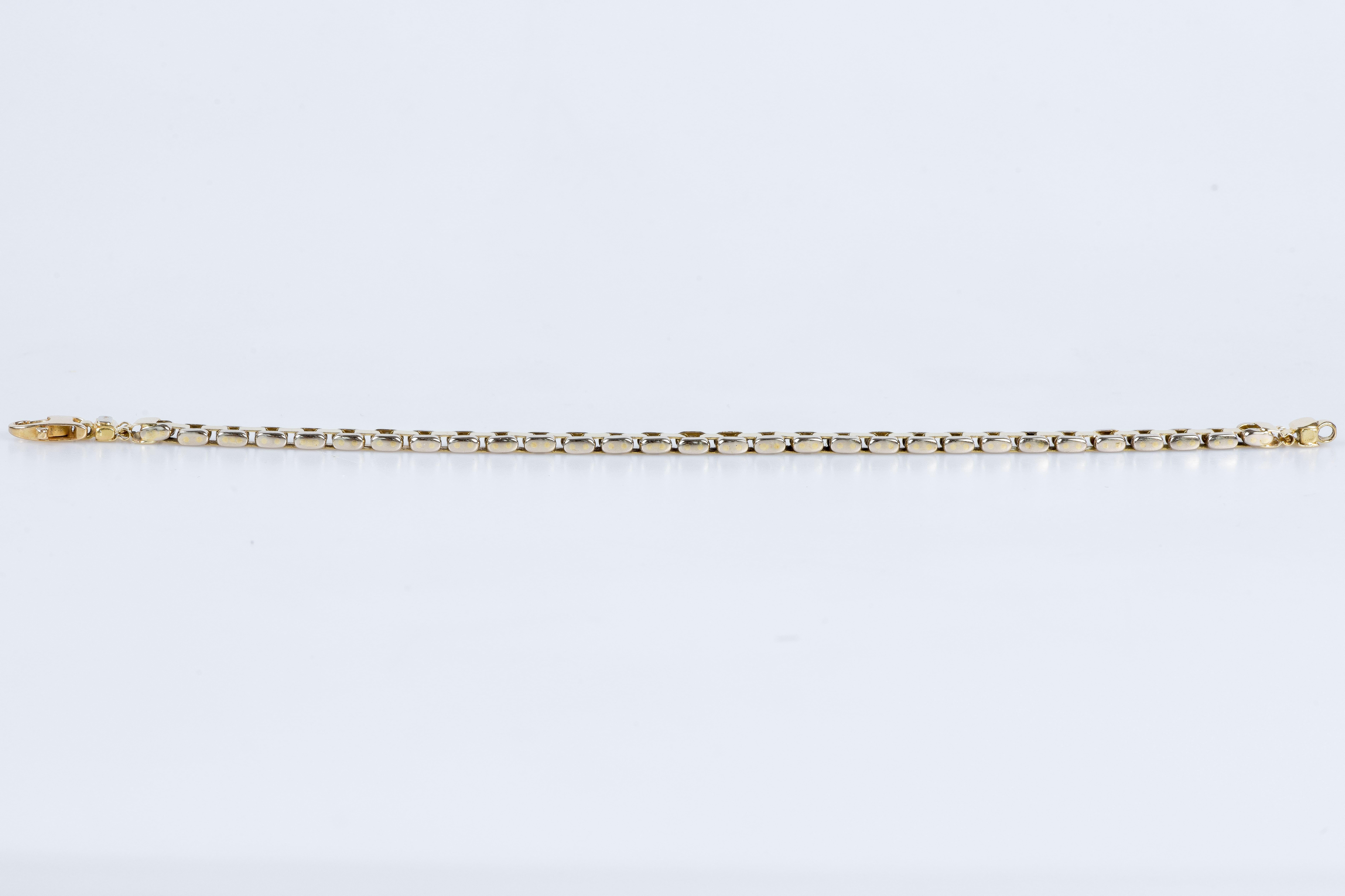 Men’s bracelet in soft 18K yellow and white bicolor gold mesh. For Sale 8