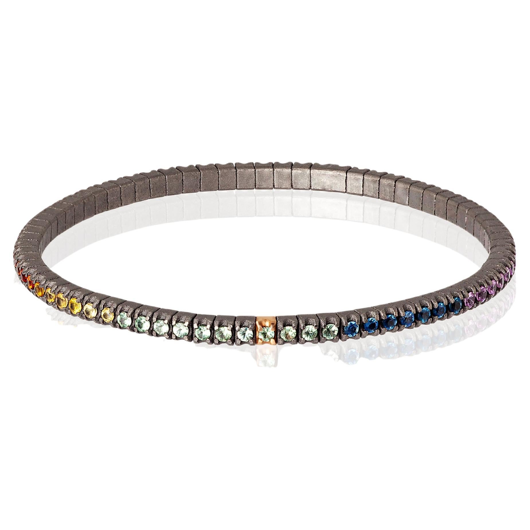 Bracelet tennis Loop Line en or rouge 18 carats et saphirs multicolores à 3 points pour hommes en vente