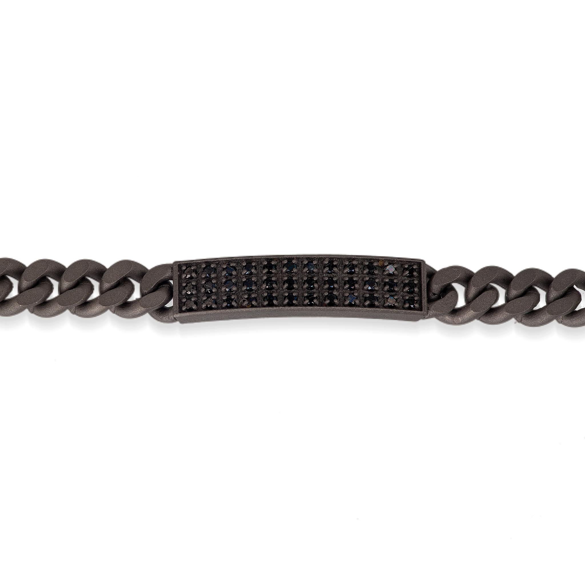 Men's groumette line bracelet in titanium, black diamonds and 18 kt red gold. Stunning bracelet with titanium groumette chain and plaque. The central plate is set with 36 black diamonds with a total carat of 0.36 ct. The bracelet ends with a