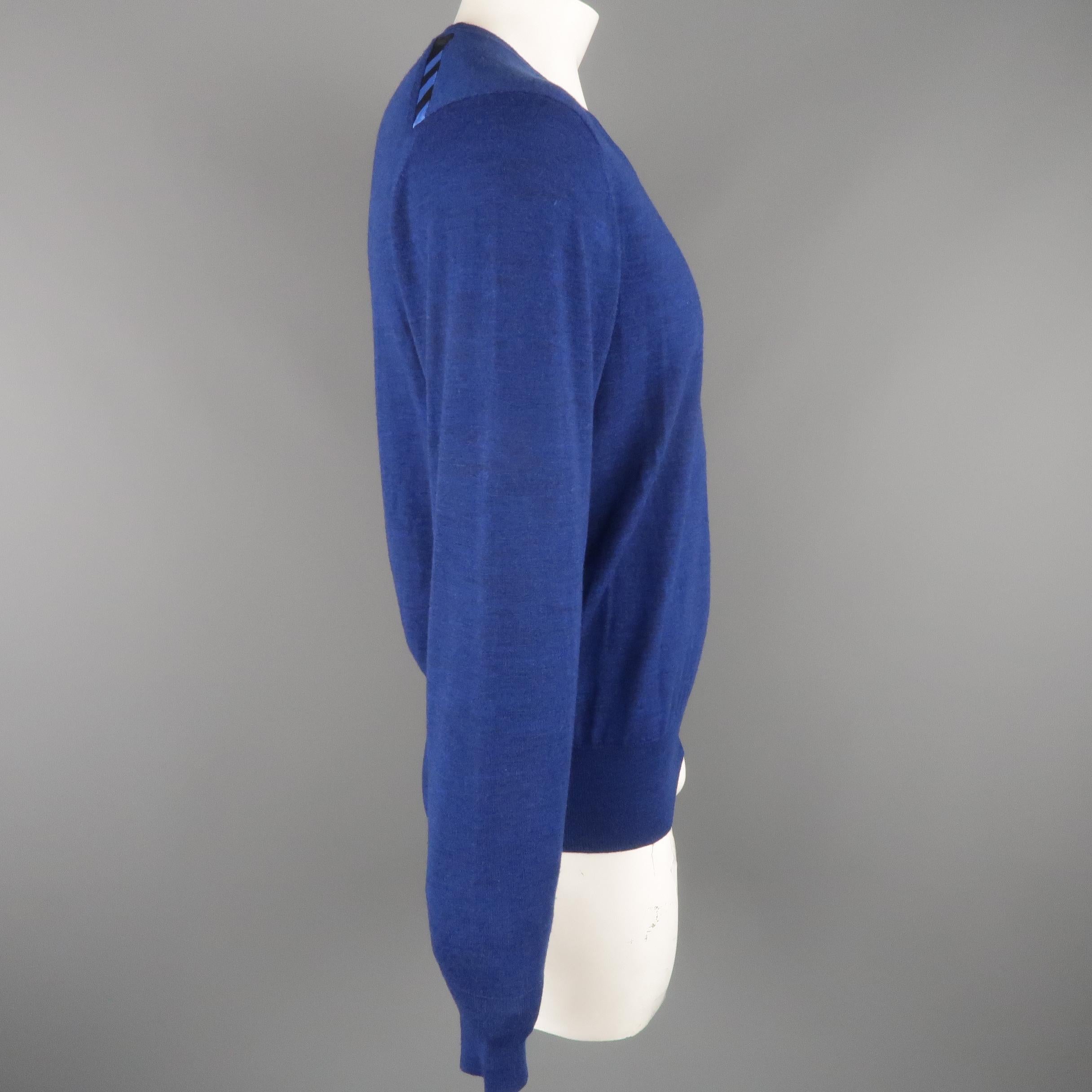 Men's BURBERRY LONDON Size XL Dark Blue Heather Wool Plaid Trim V Neck Pullover 1