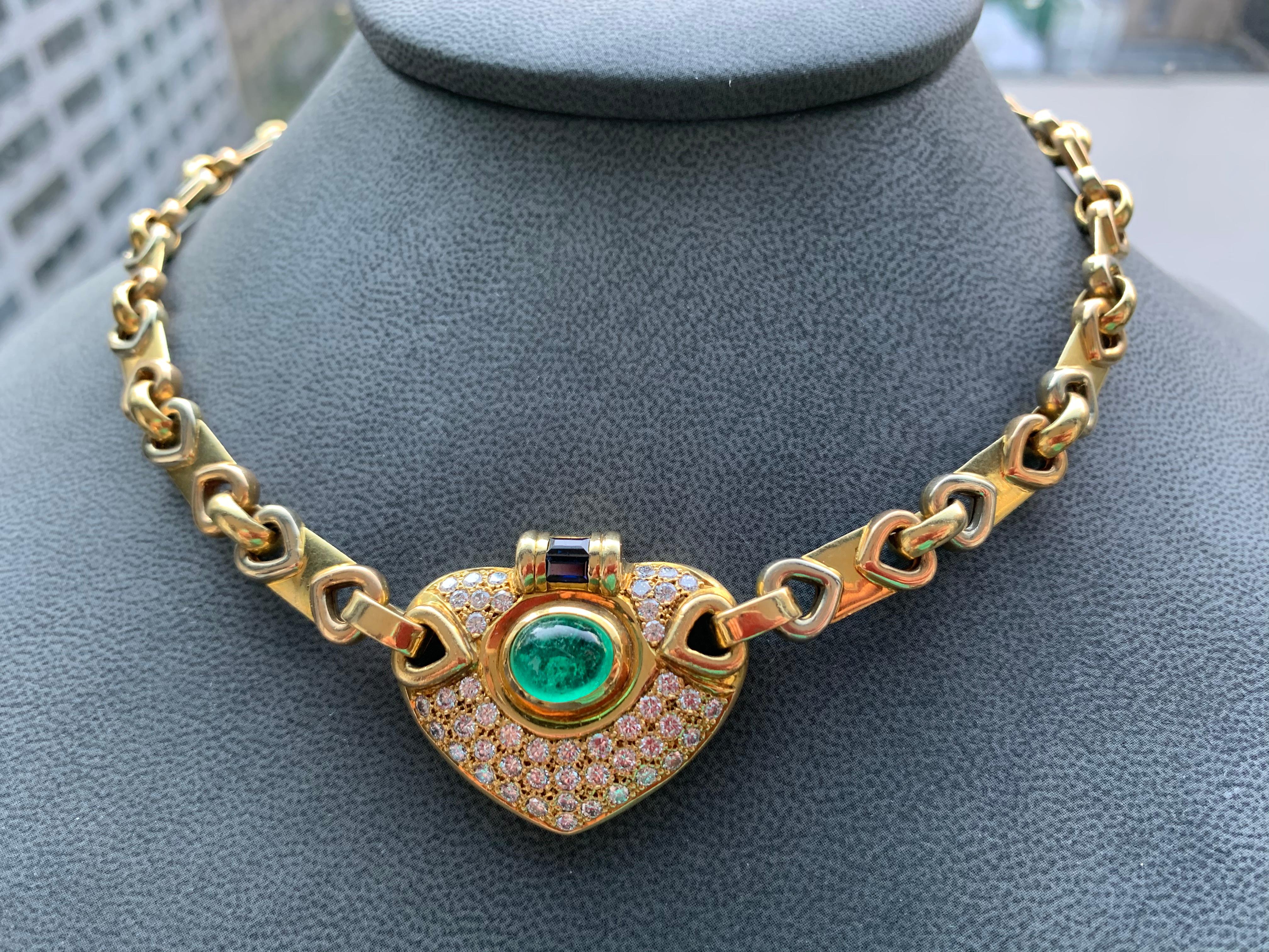 Cabochon Emerald and Diamond Necklace In Excellent Condition For Sale In New York, NY