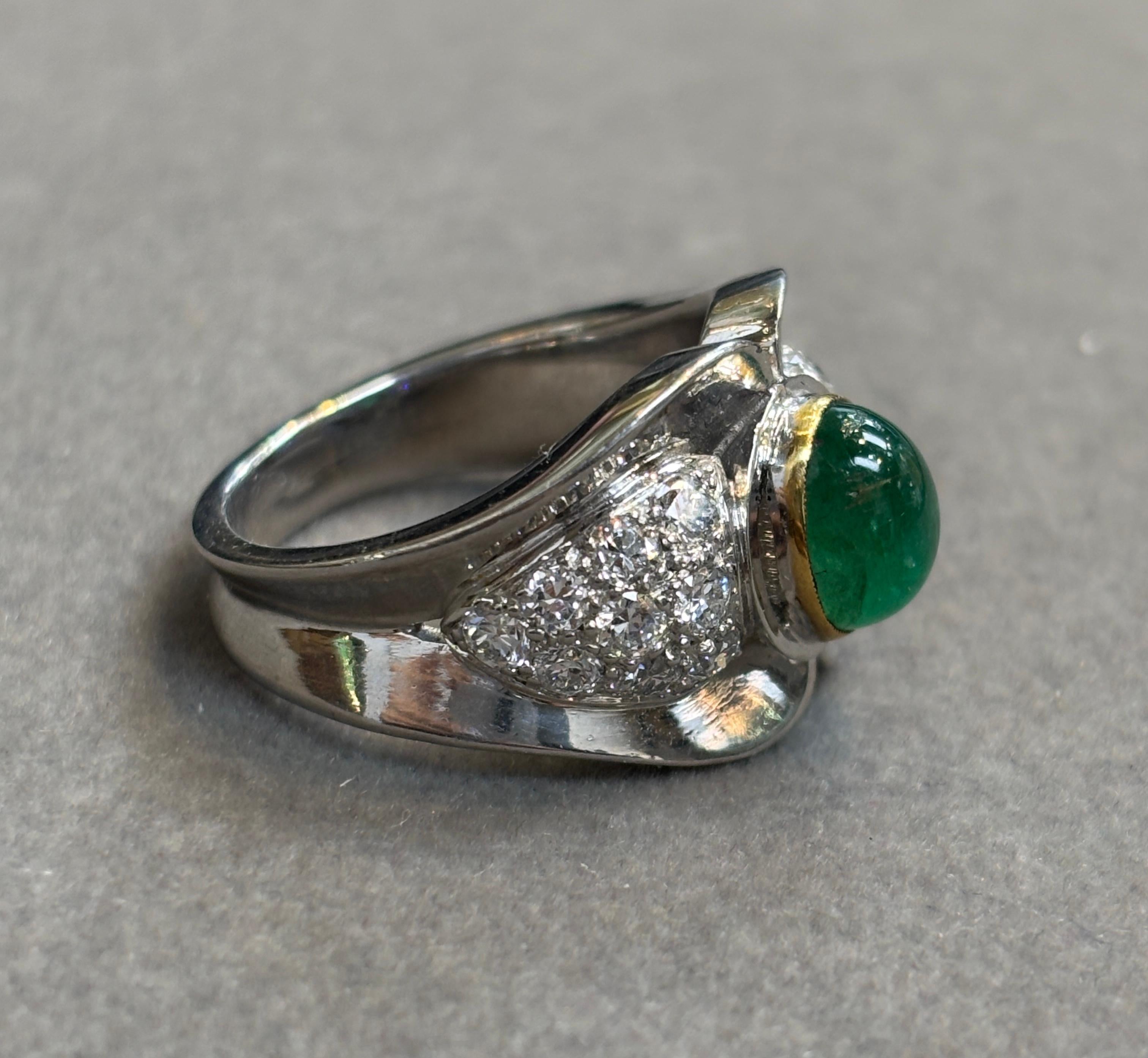 Men's Cabochon Emerald and Diamond Ring For Sale 3