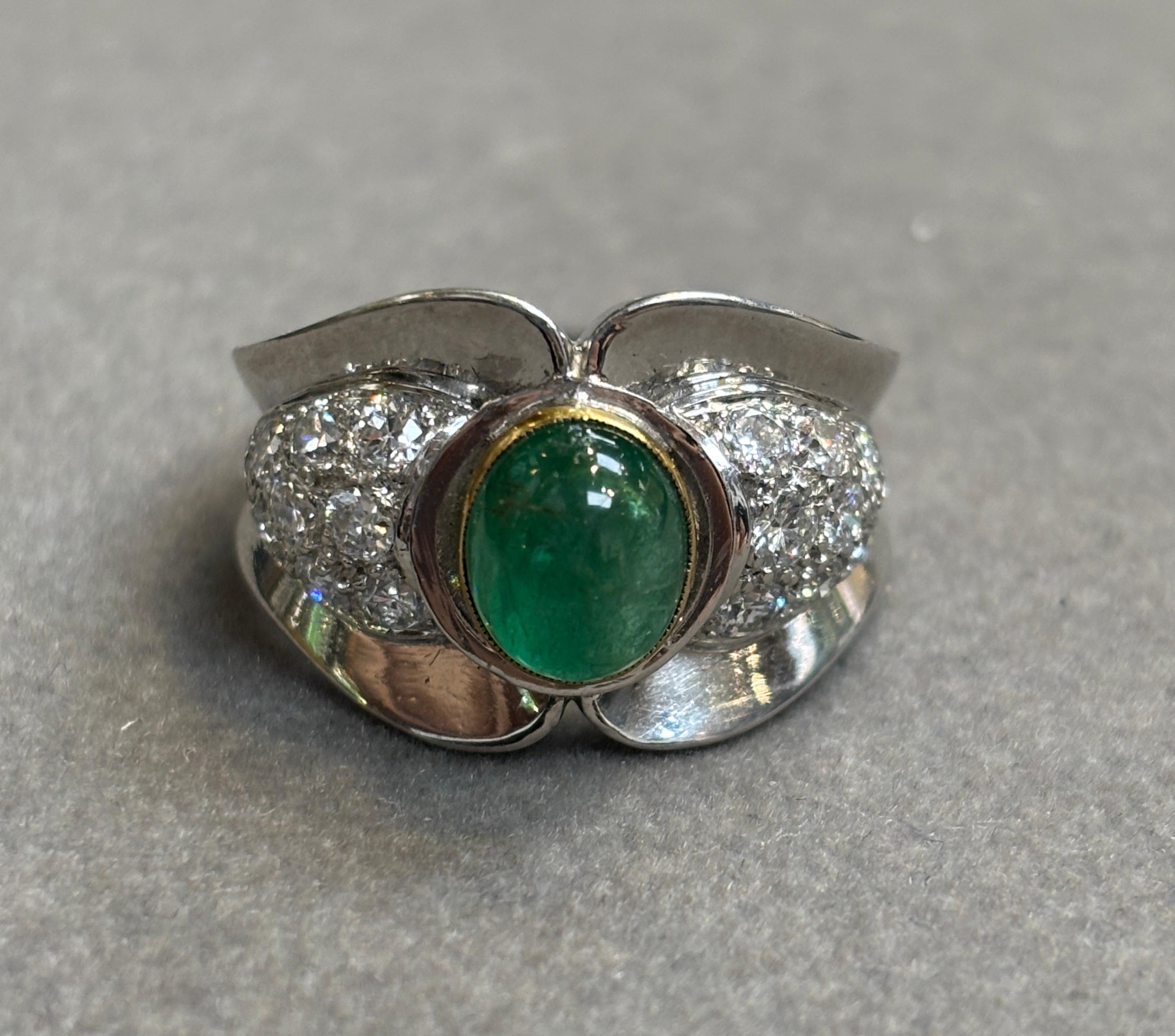 Men's Cabochon Emerald and Diamond Ring For Sale 4