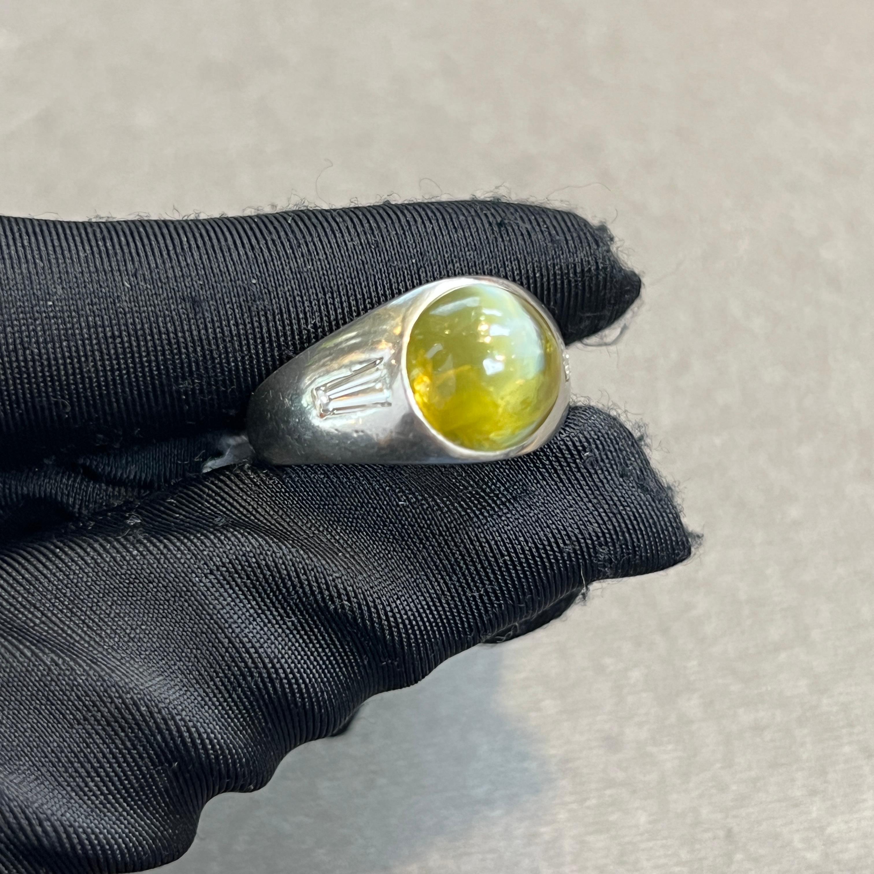 Cabochon Men's Cartier Cats Eye Chrysoberyl Ring For Sale