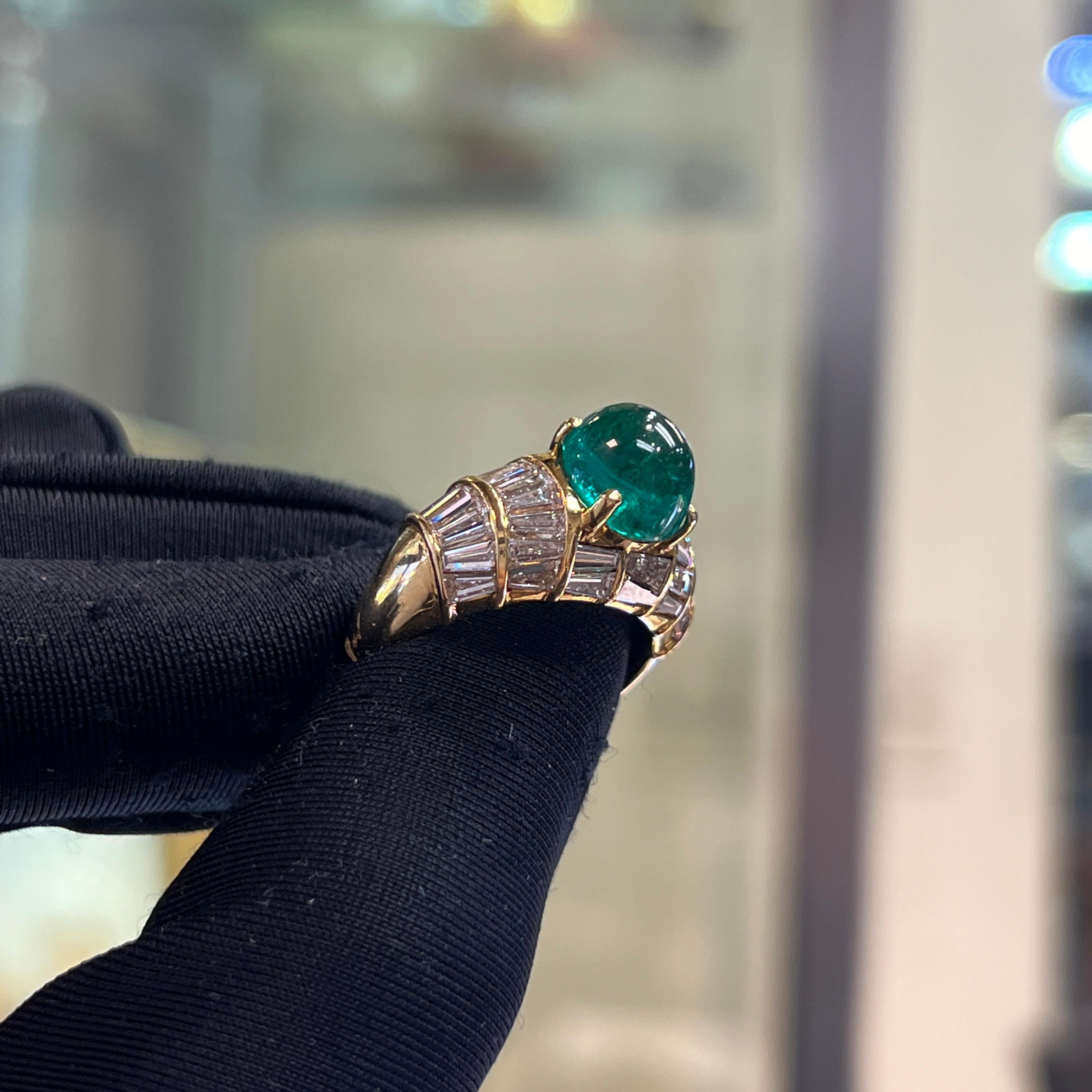 Men's Certified Colombian Cabochon Emerald and Diamond RIng For Sale 1
