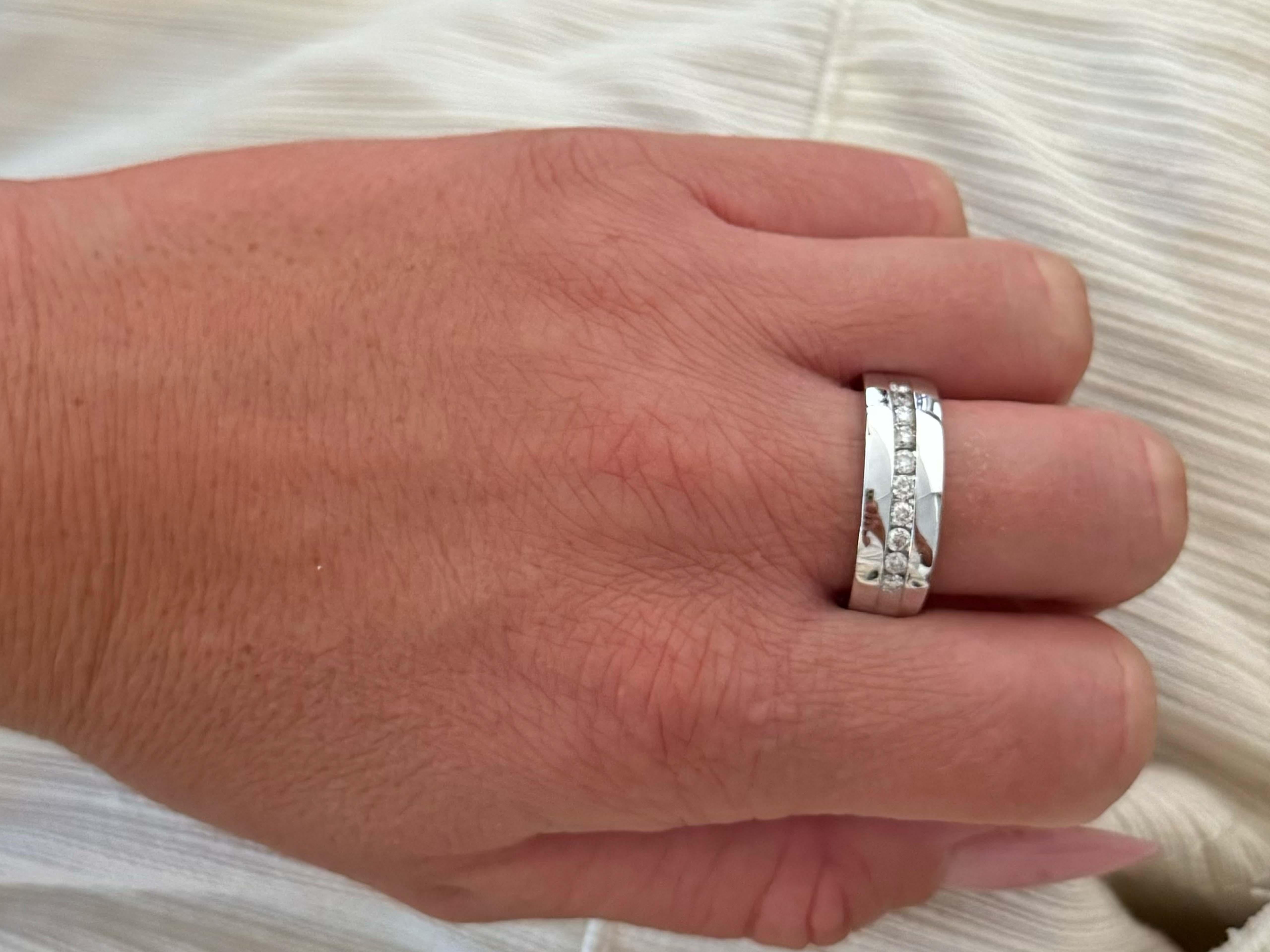 Item Specifications:

Metal: 14k White Gold

Diamond Count: 10 brilliant cut

Total Diamond Carat Weight: ~0.50 carats 
​
​Diamond Color: G-I

Ring Size: 11.5

Ring Height: 7.5 mm tall

Total Weight: 8.8 Grams

Stamped: 