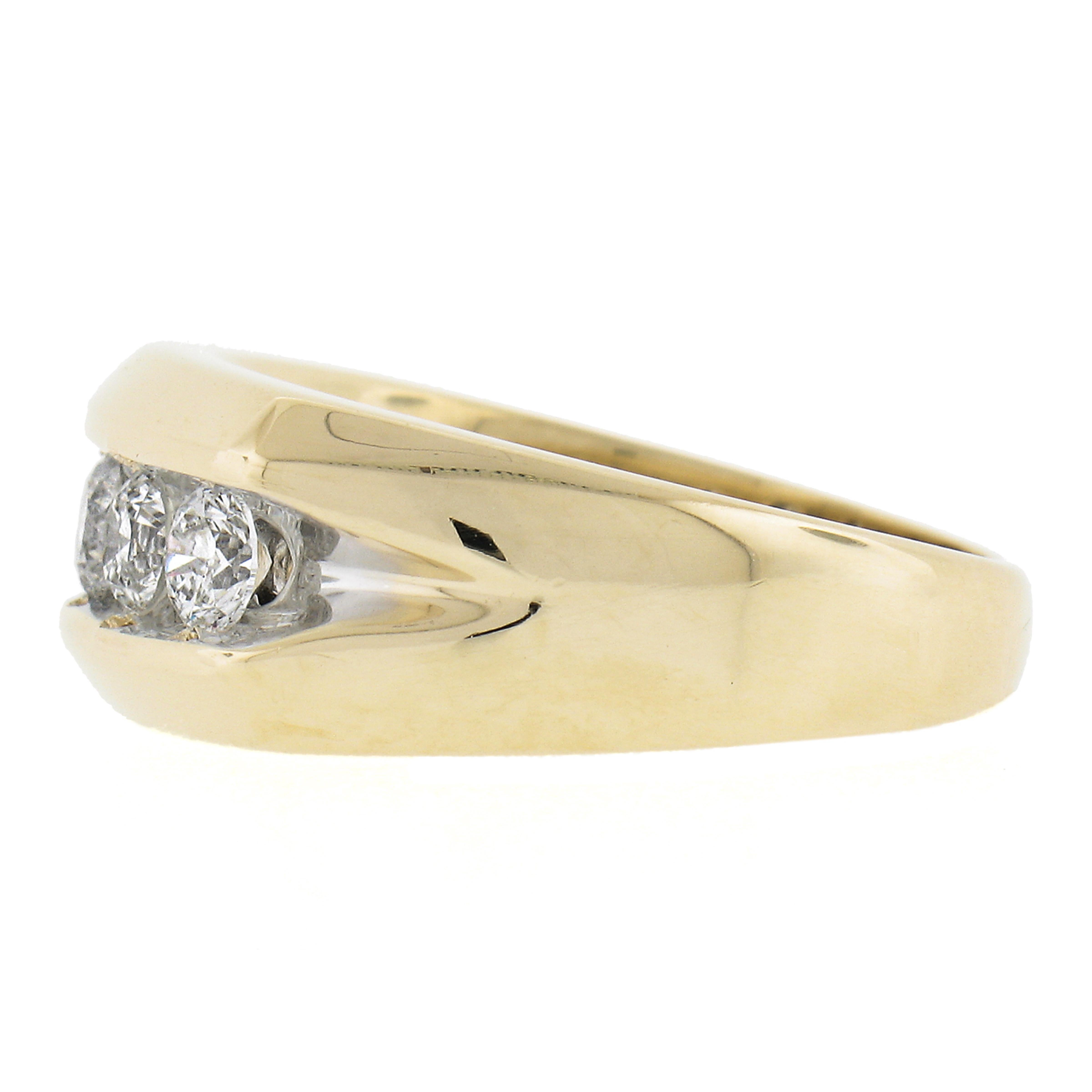 Men's Classic 14K Yellow Gold 1.0ctw Channel Set Fiery 5 Large Diamond Band Ring For Sale 1