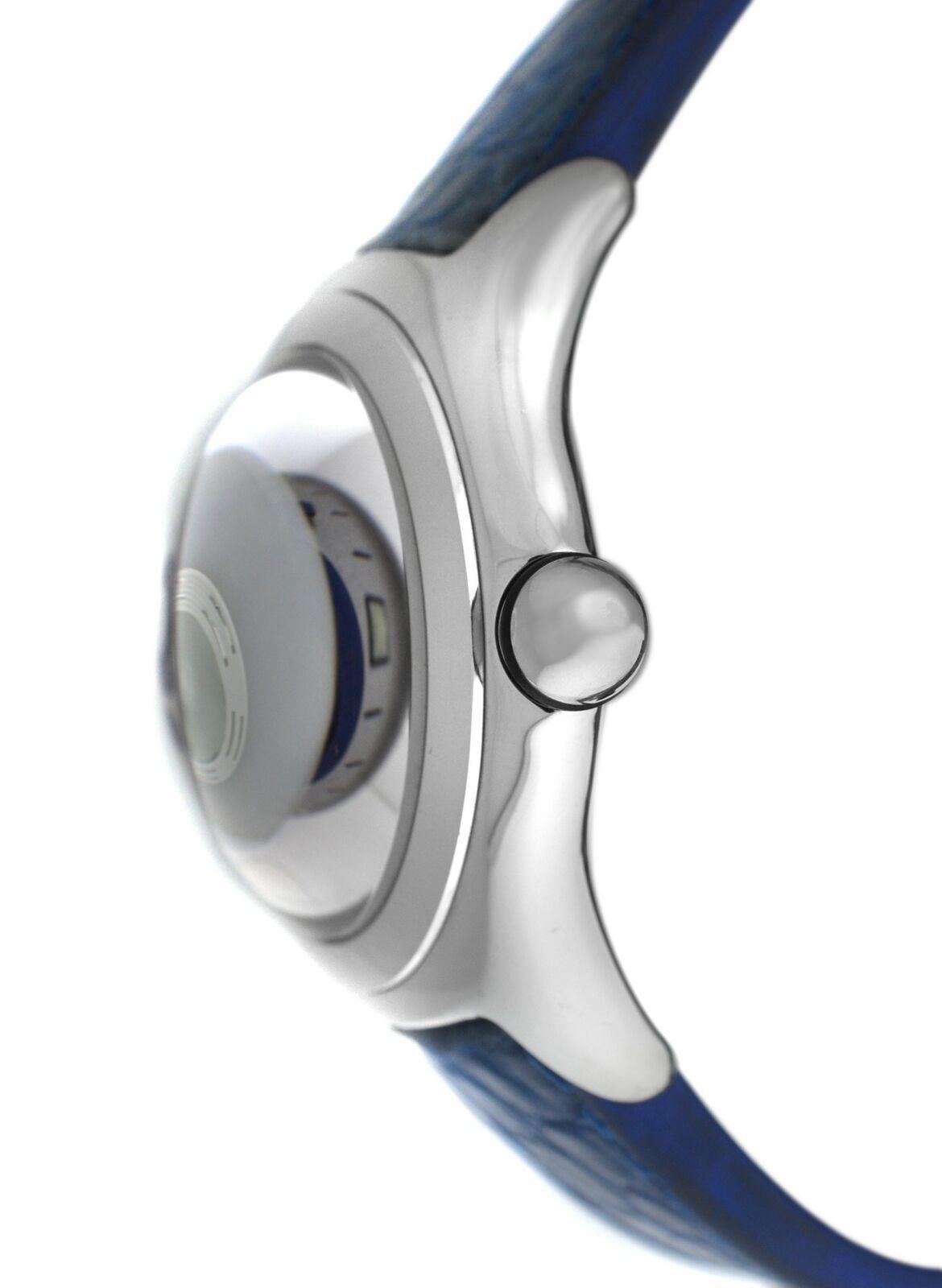 Men's Corum Bubble 82.150.20 0F06 Stainless Steel Date Automatic Watch In New Condition For Sale In New York, NY